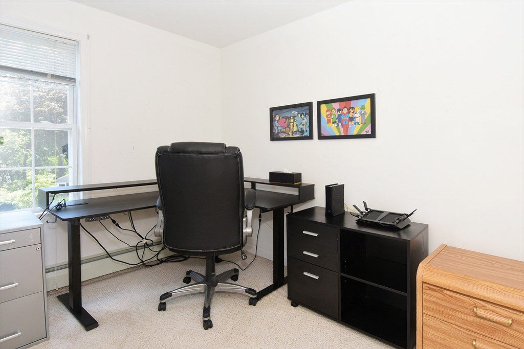 Worcester, Massachusetts, 01602, United States, 3 Bedrooms Bedrooms, ,2 BathroomsBathrooms,Residential,For Sale,1902037