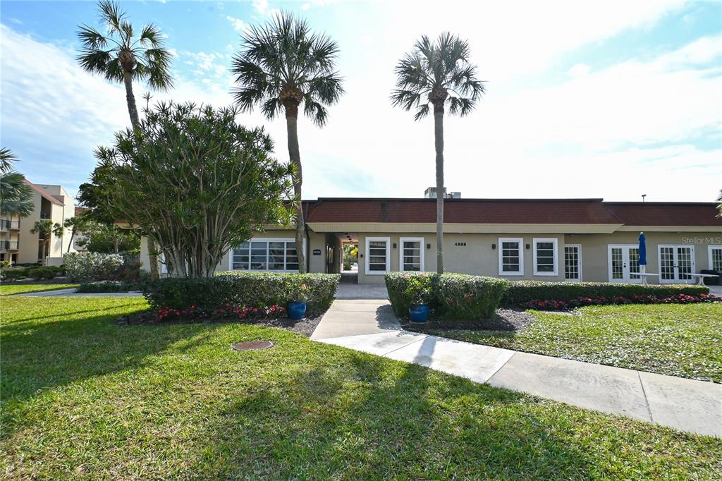 Longboat Key, Florida, 34228, United States, 2 Bedrooms Bedrooms, ,2 BathroomsBathrooms,Residential,For Sale,1837810