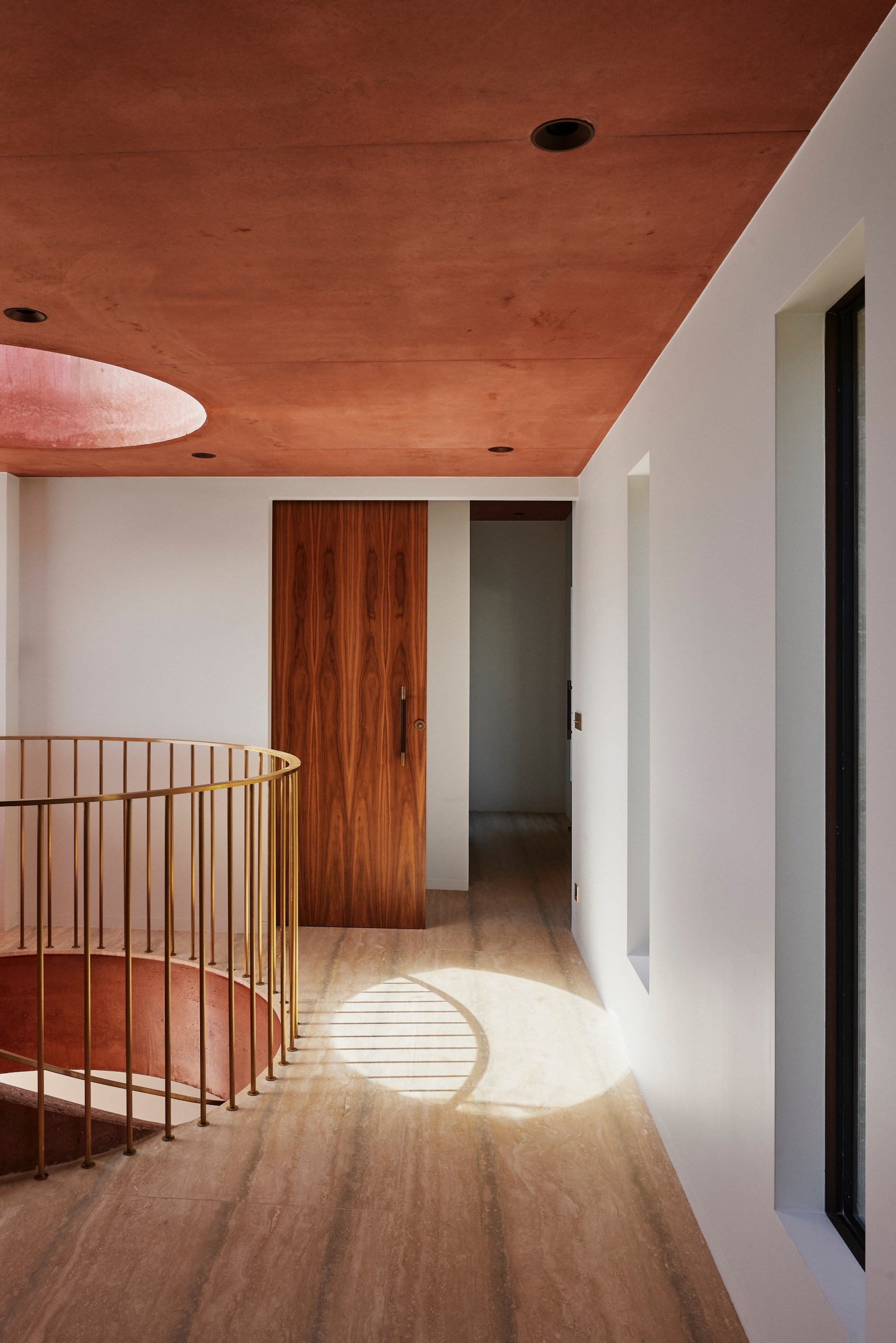  Mandelieu-la-Napoule, contemporary seafront villa with pool and Mediterranean v… - 物件實景