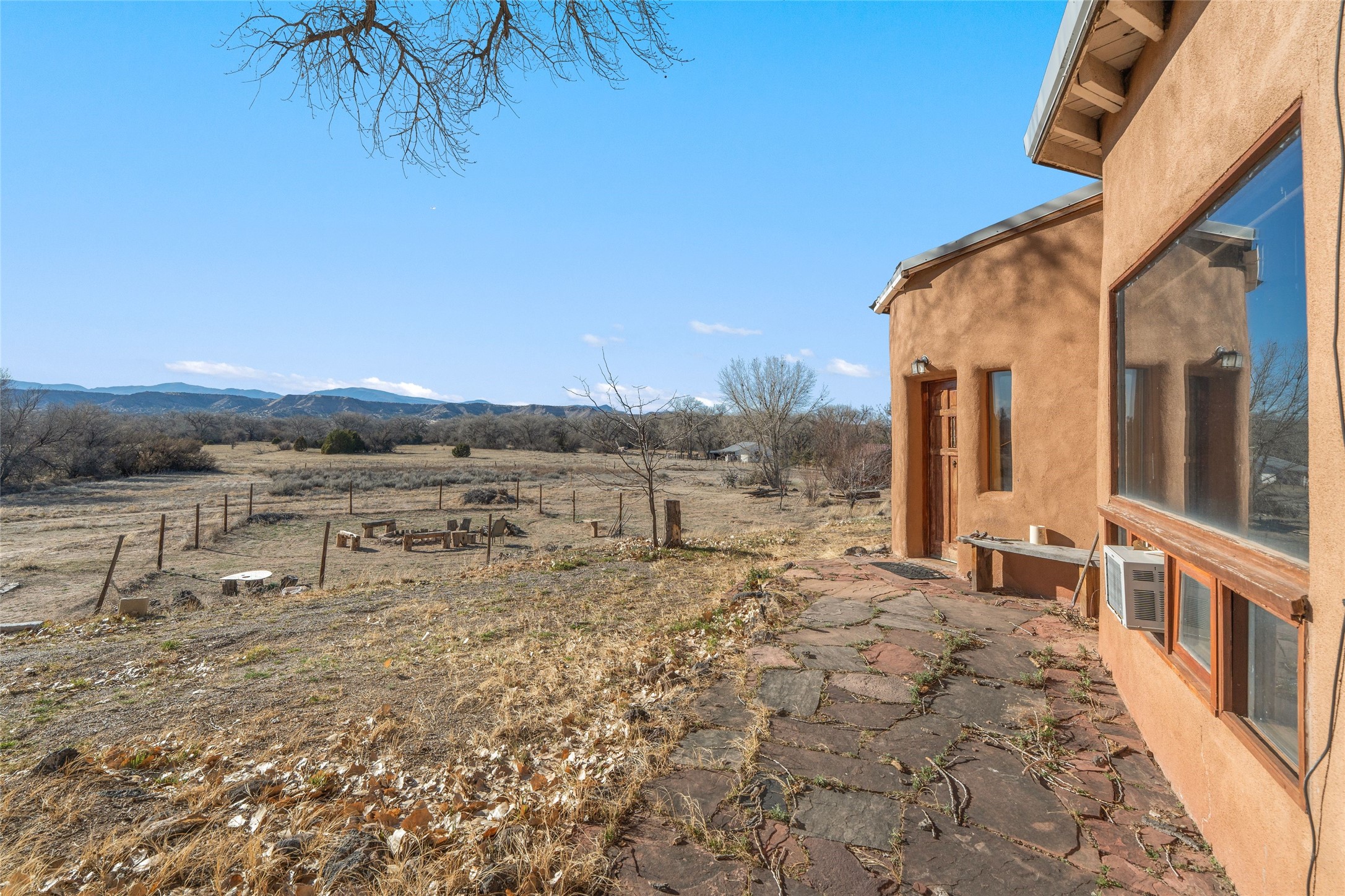  76 & 78 County Road 114 - 物件實景