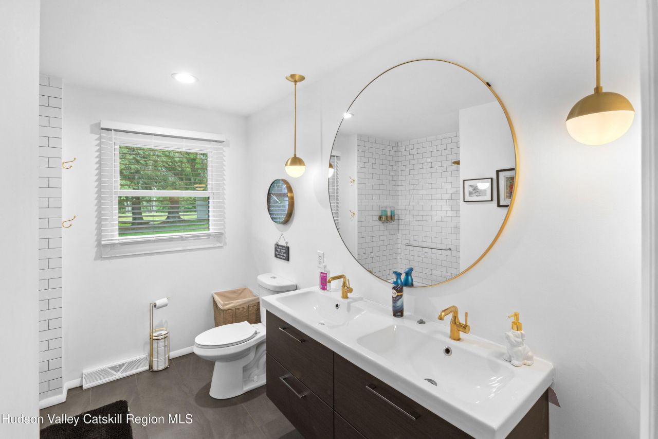 Denver, New York, 12421, United States, 4 Bedrooms Bedrooms, ,2 BathroomsBathrooms,Residential,For Sale,1890503