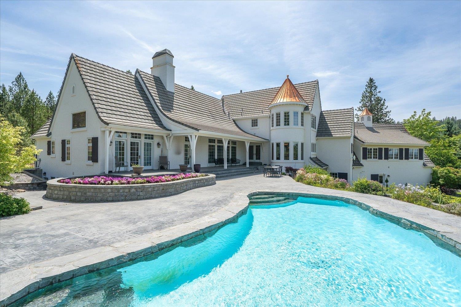 Spokane, Washington, 99212, United States, 4 Bedrooms Bedrooms, ,6 BathroomsBathrooms,Residential,For Sale,1978183