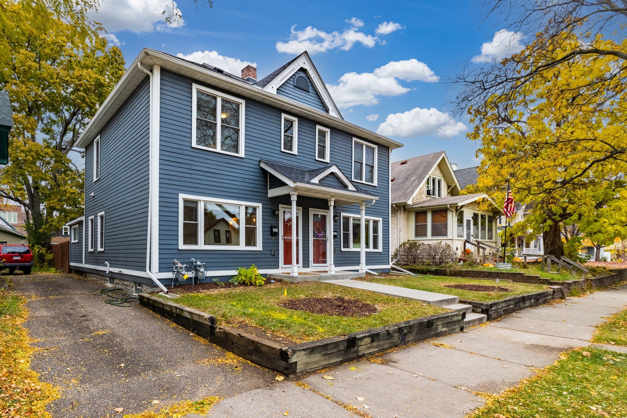 Saint Paul, Minnesota, 55102, United States, ,Residential,For Sale,1989124