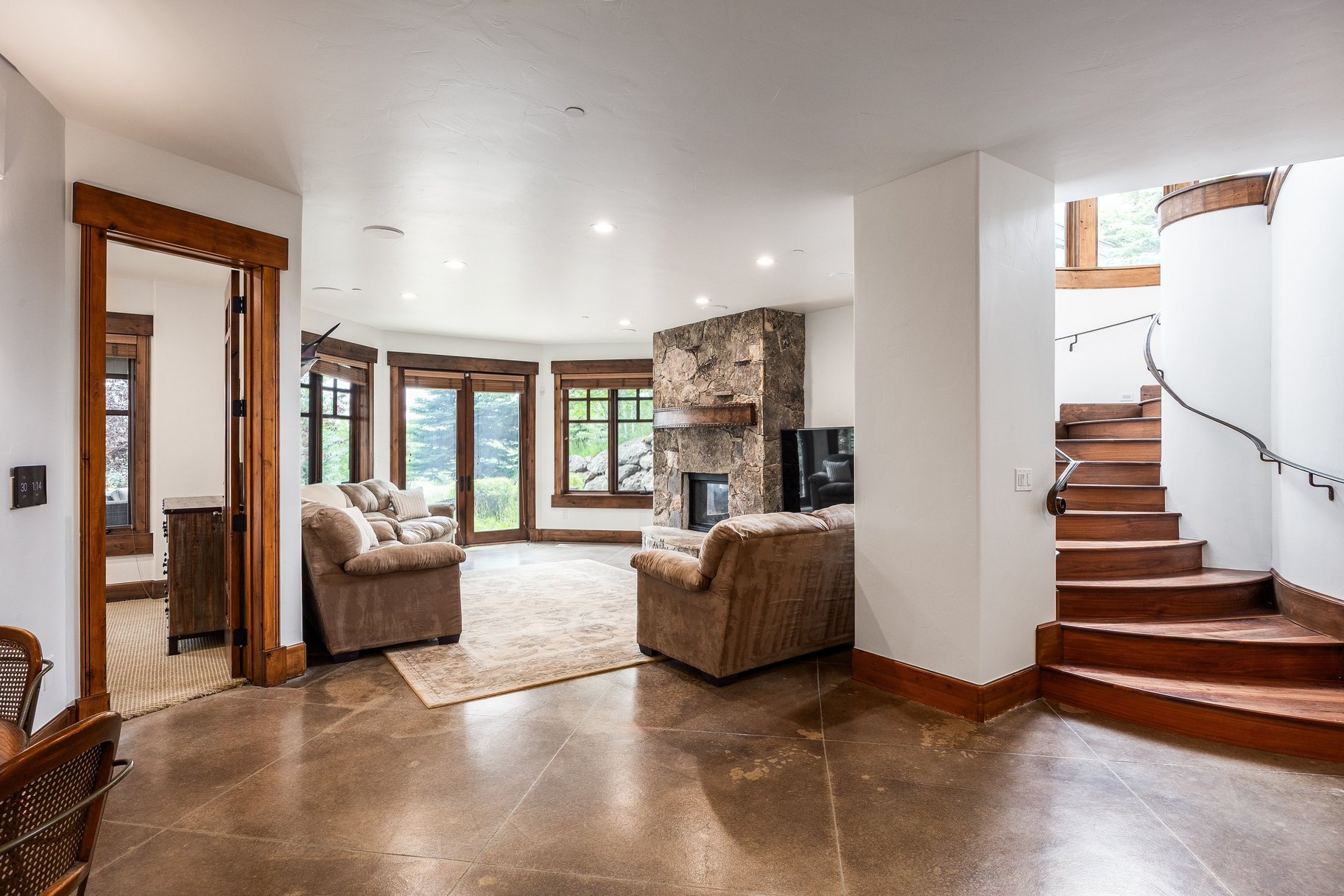  Spacious Glenwild Home with Resort Views, Private Guest Suite and Expansive Yard - 物件實景