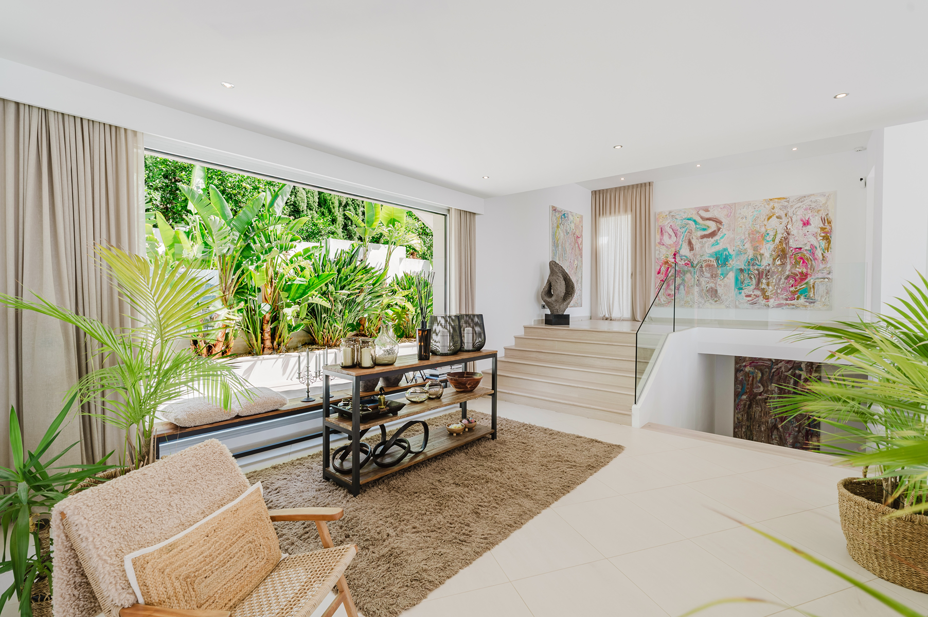  Modern-style villa with sea views in Port d