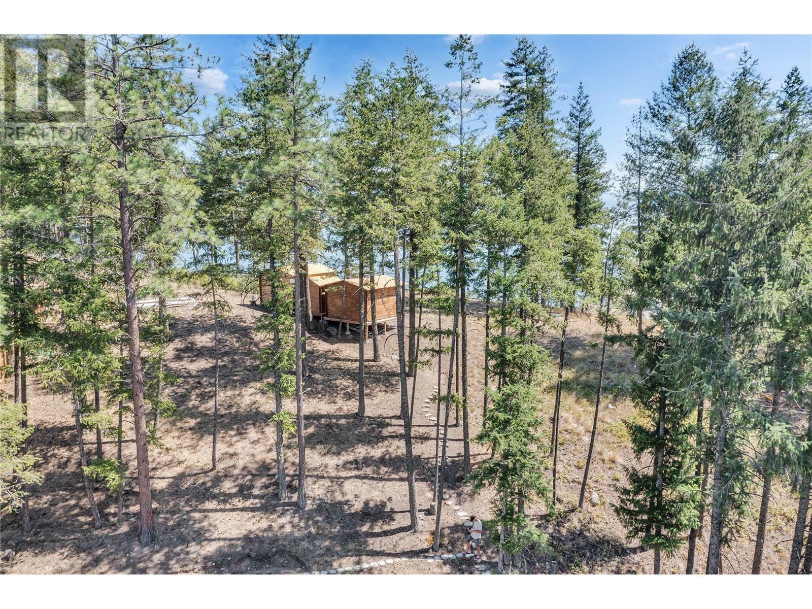 KELOWNA, British Columbia, V1Z 3W6, CA, 5 Bedrooms Bedrooms, ,3 BathroomsBathrooms,Residential,For Sale,1838987