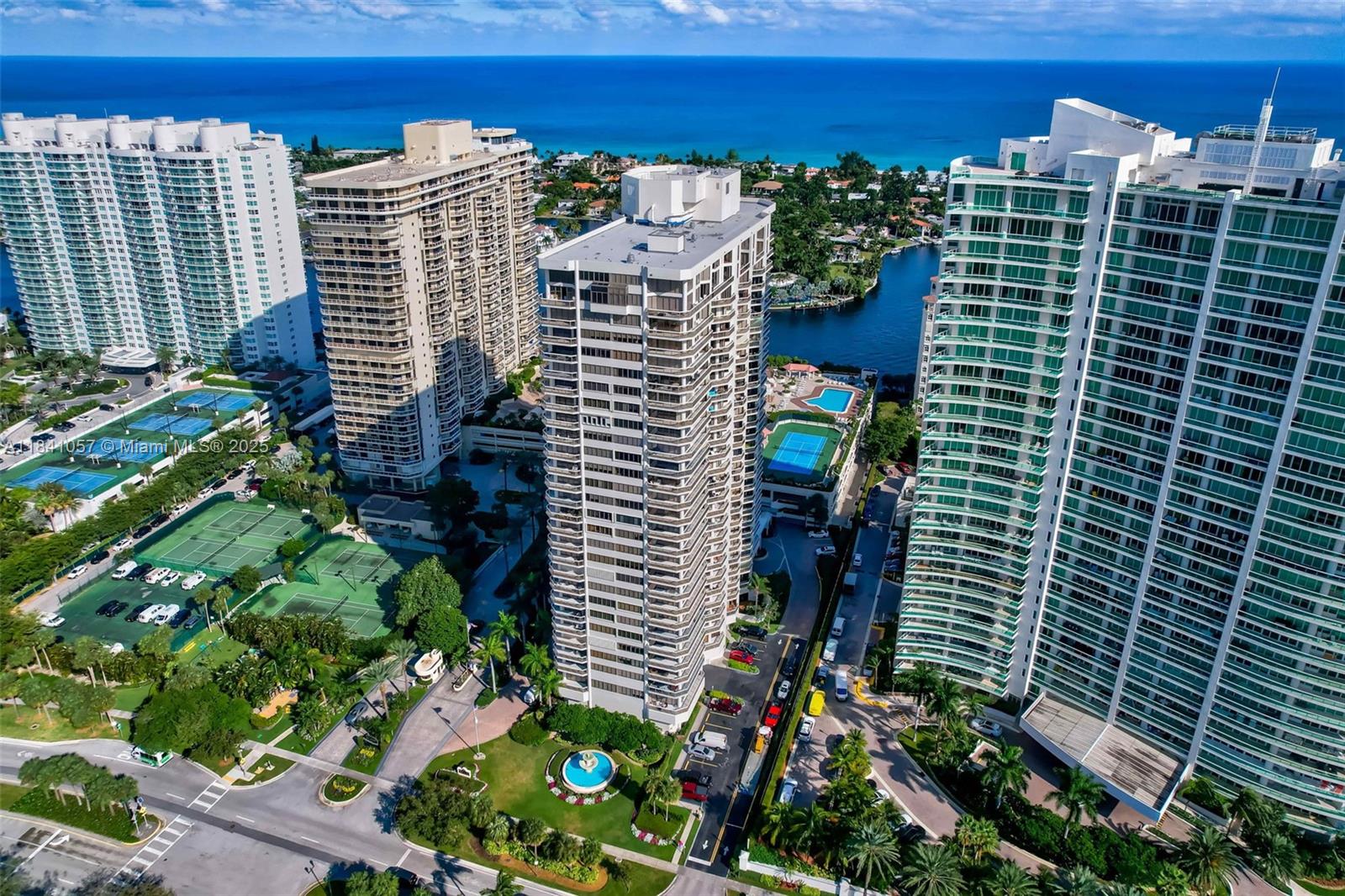 Aventura, Florida, 33180, United States, 4 Bedrooms Bedrooms, ,4 BathroomsBathrooms,Residential,For Sale,1903557