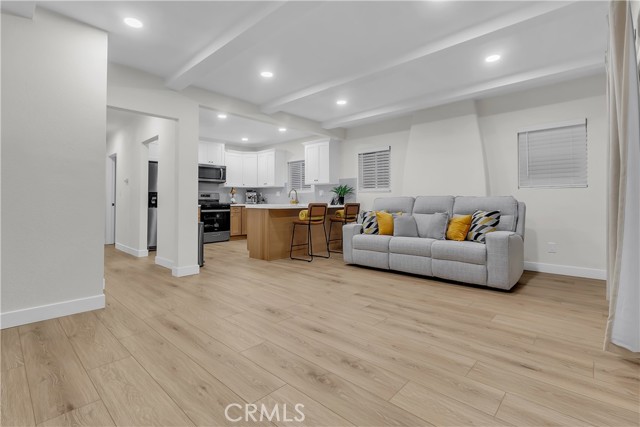 Long Beach, California, 90805, United States, 3 Bedrooms Bedrooms, ,2 BathroomsBathrooms,Residential,For Sale,1989941