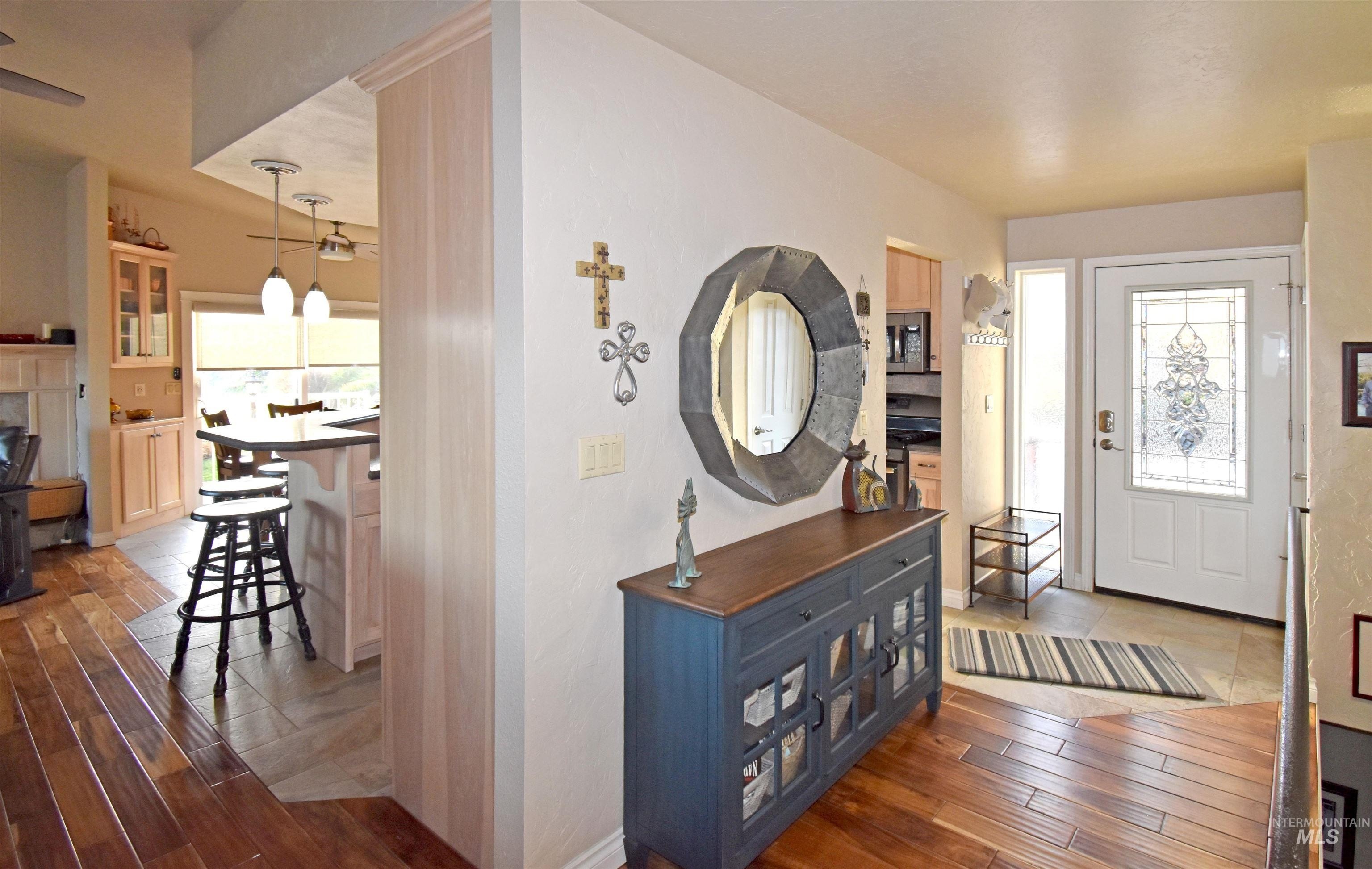 Clarkston, Washington, 99403, United States, 4 Bedrooms Bedrooms, ,2 BathroomsBathrooms,Residential,For Sale,2011343