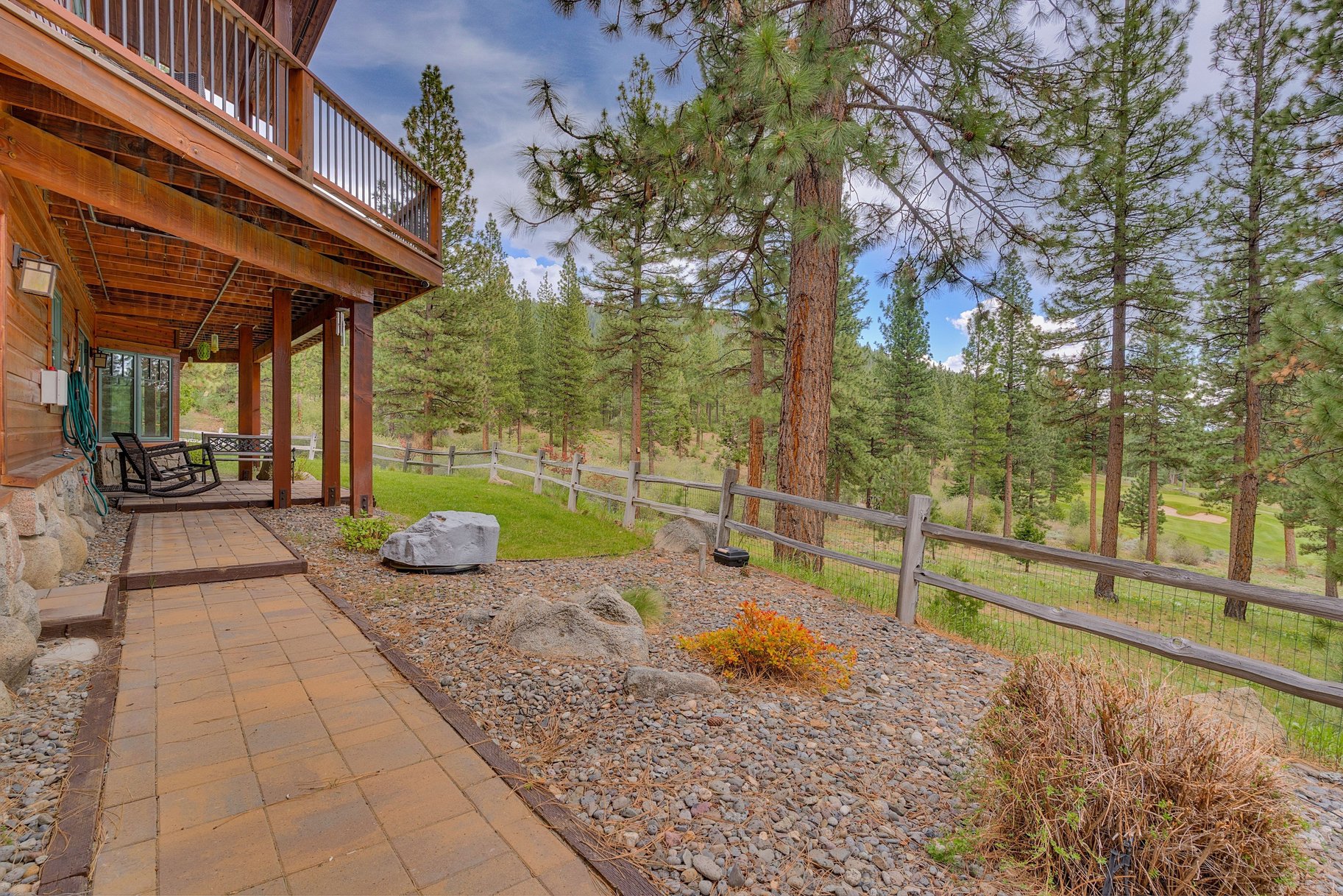  Private Estate Living Along the Fairways of Grizzly Ranch - 物件實景