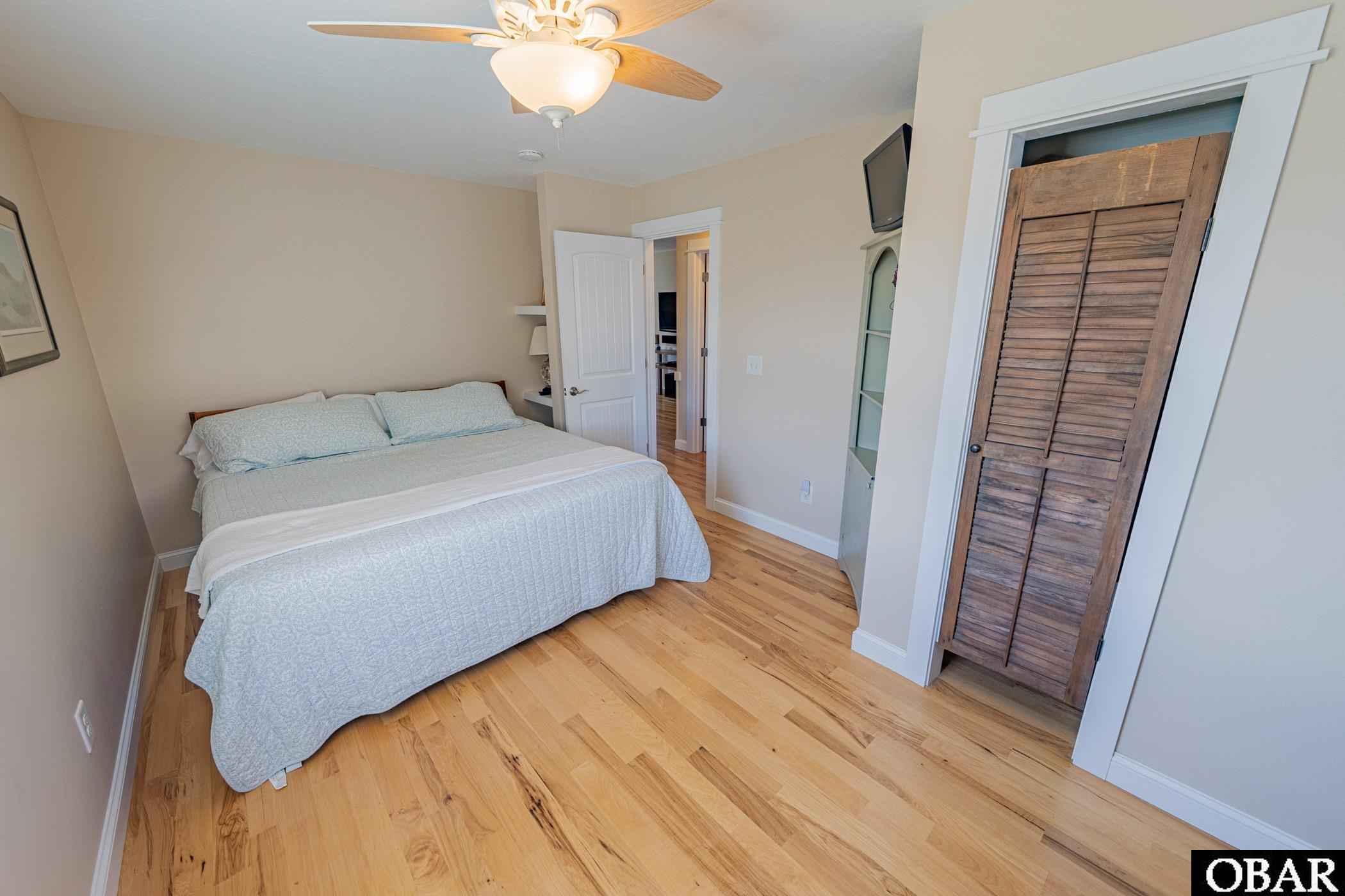 Kill Devil Hills, North Carolina, 27948, United States, 2 Bedrooms Bedrooms, ,2 BathroomsBathrooms,Residential,For Sale,1959195