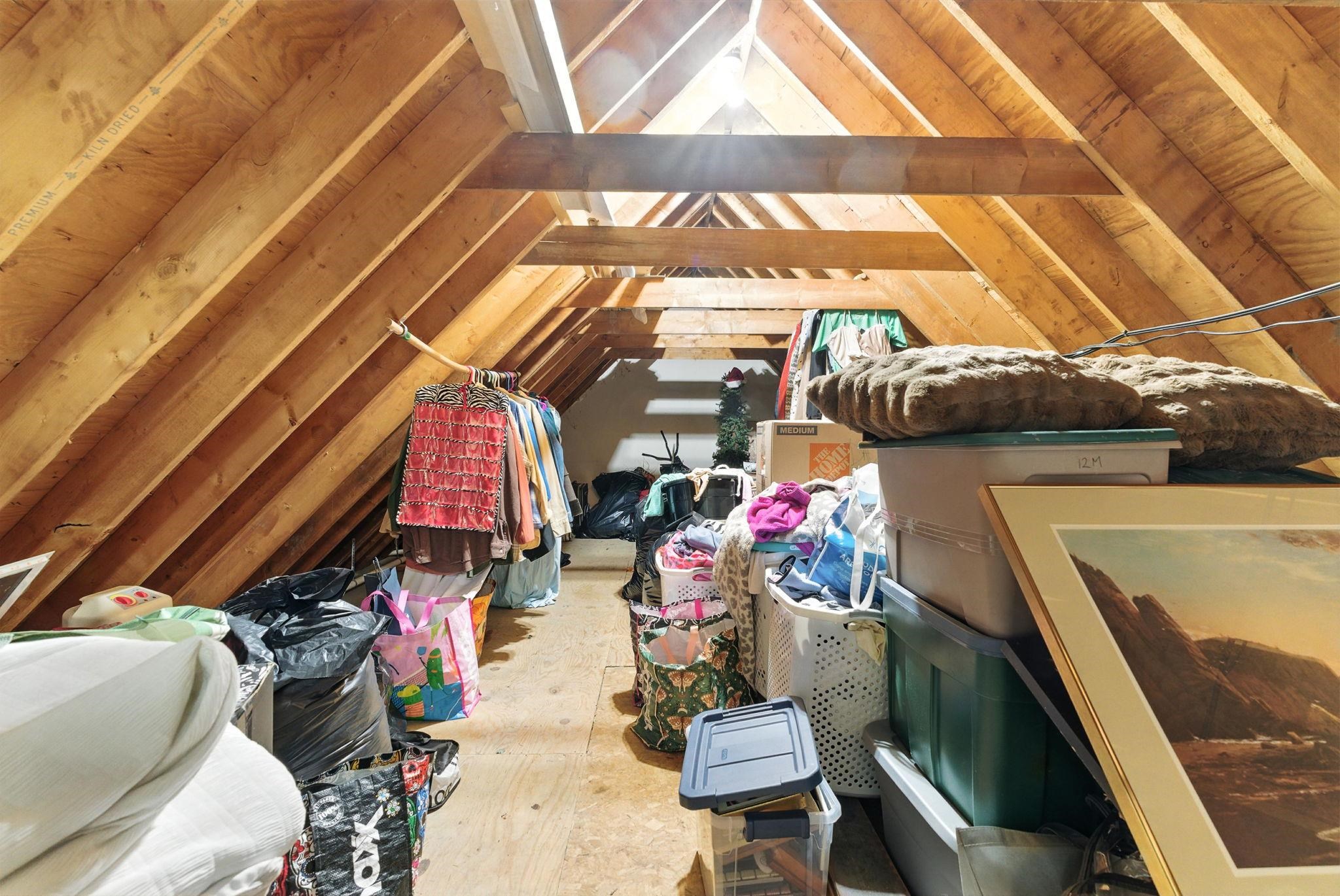 Plaistow, New Hampshire, 03865, United States, 4 Bedrooms Bedrooms, ,3 BathroomsBathrooms,Residential,For Sale,1987491