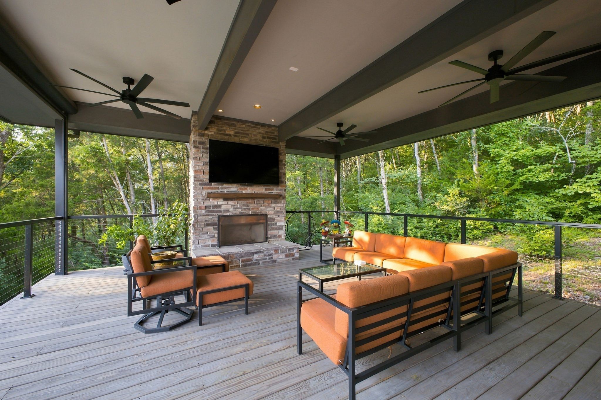  6045 Woodland Hills Dr, Nashville, TN, 37211 - 物件實景