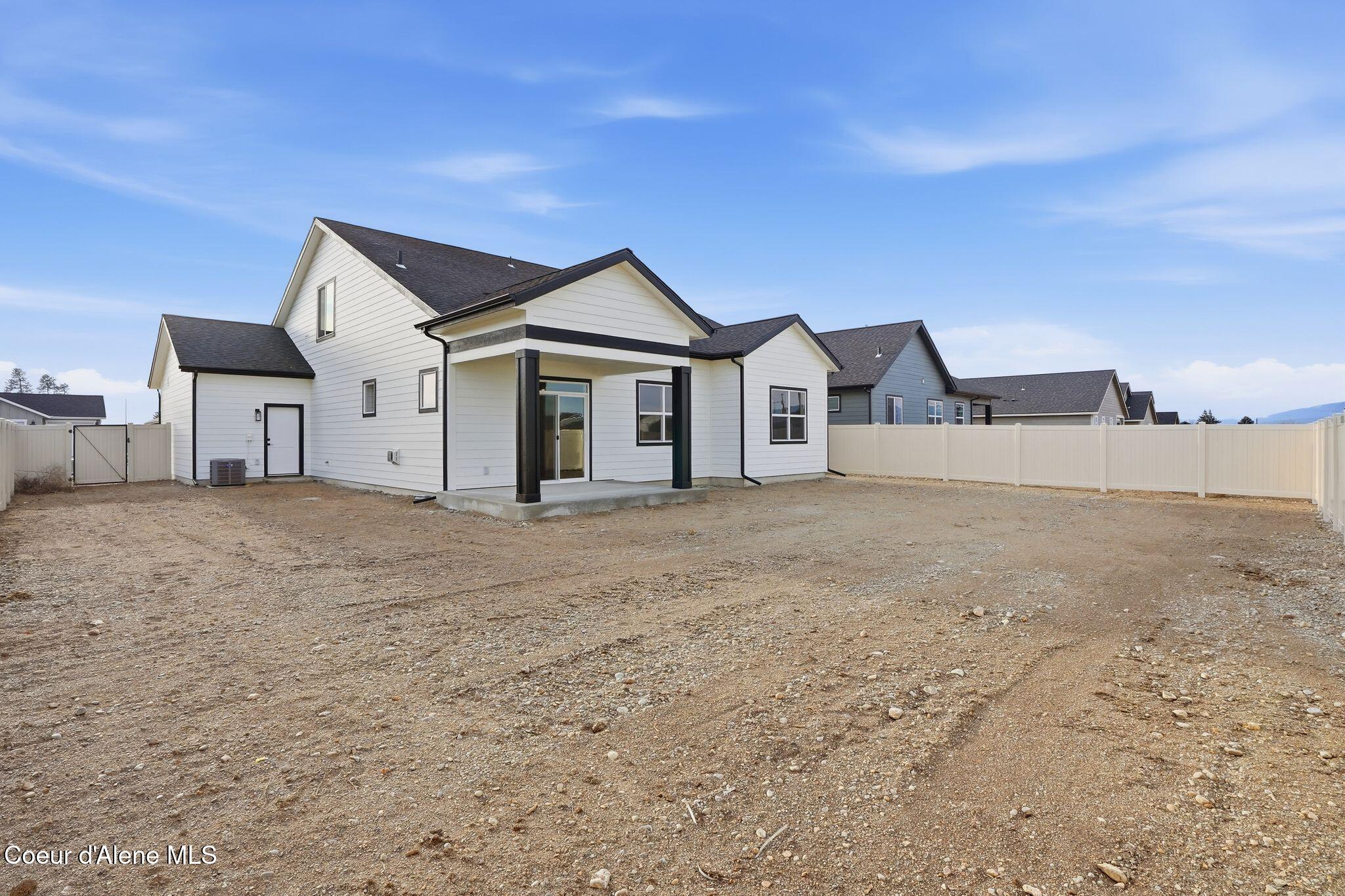 Coeur d'Alene, Idaho, 83815, United States, 4 Bedrooms Bedrooms, ,3 BathroomsBathrooms,Residential,For Sale,2015993