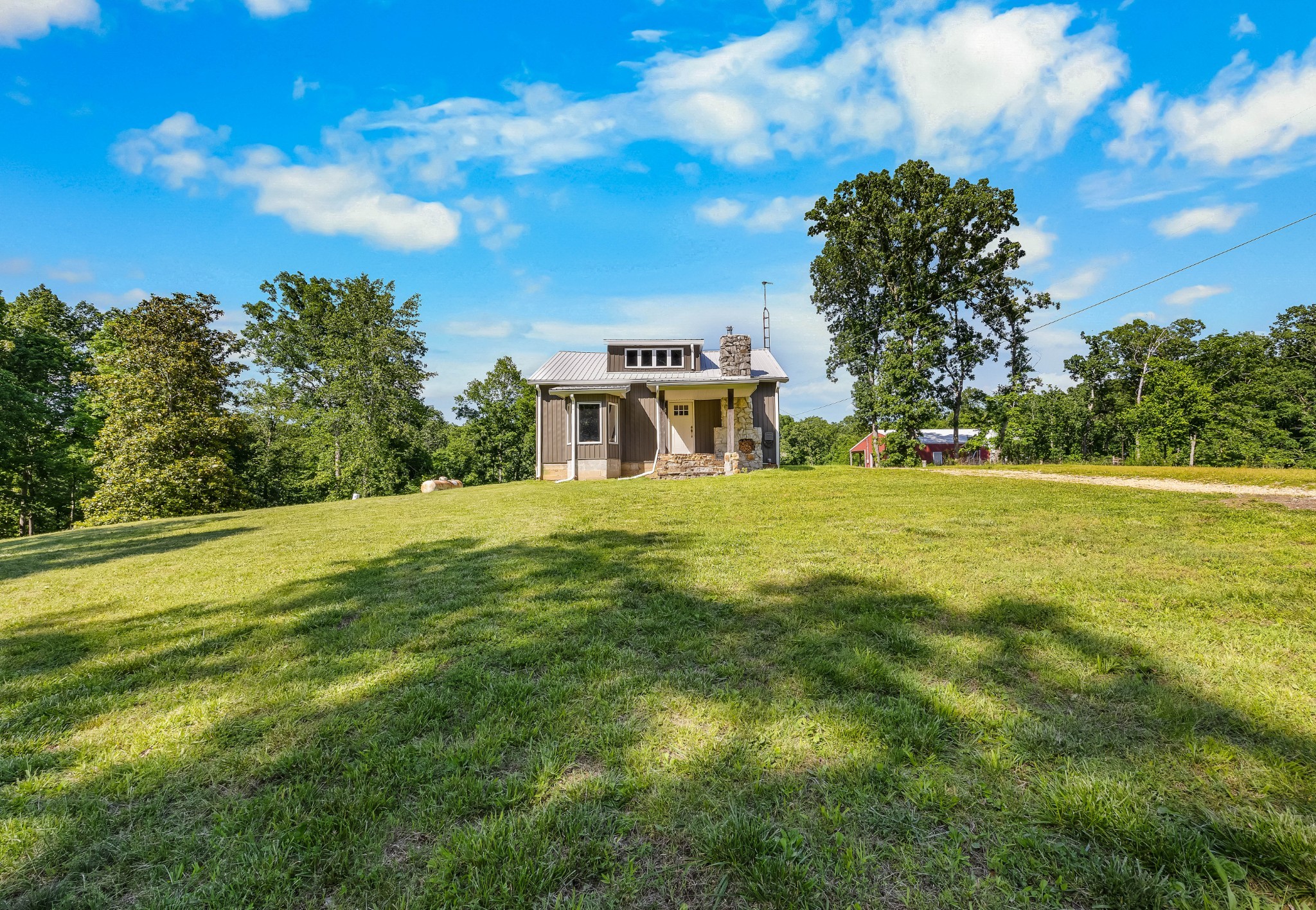 Dover, Tennessee, 37058, United States, 2 Bedrooms Bedrooms, ,2 BathroomsBathrooms,Residential,For Sale,2007547