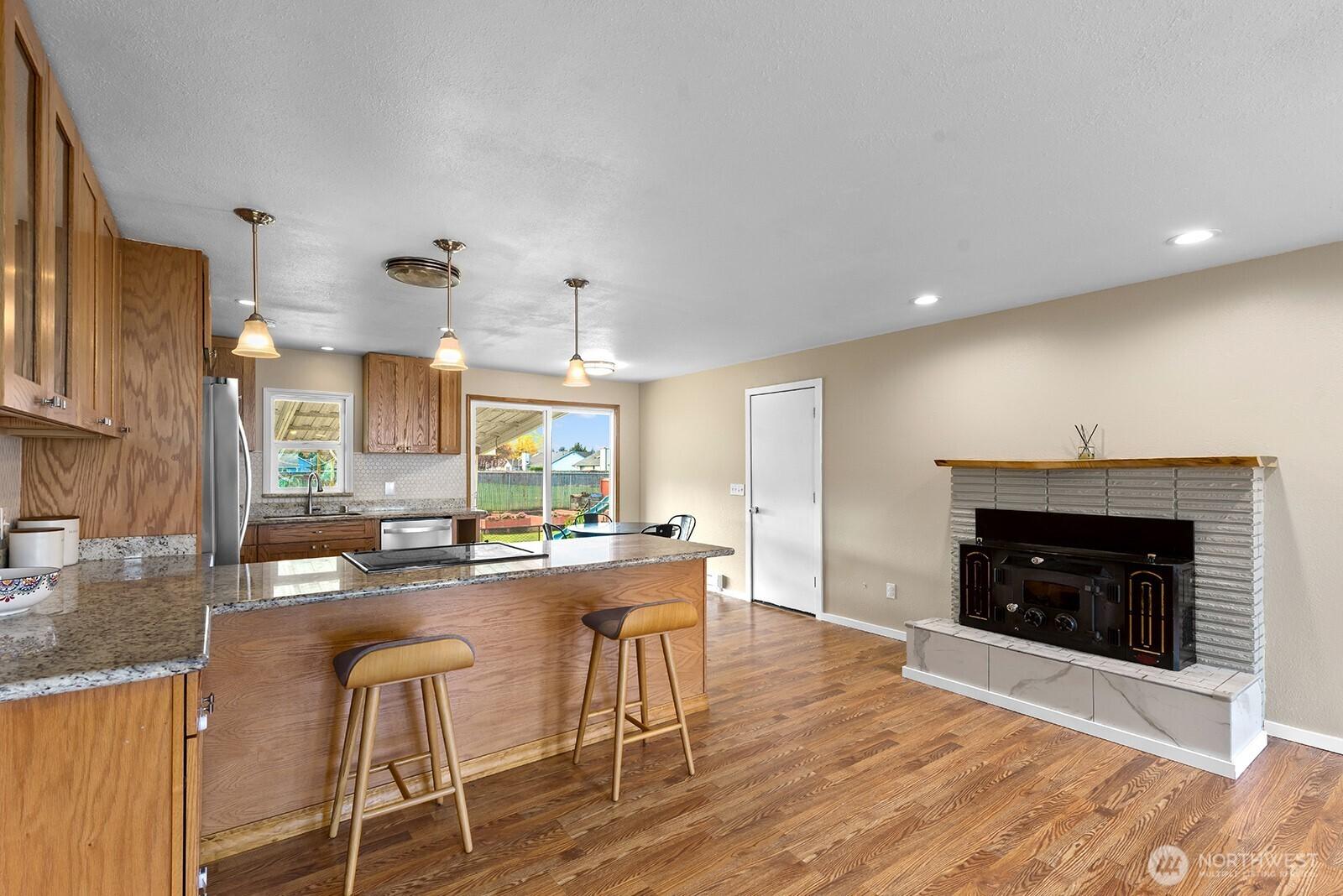 MARYSVILLE, Washington, 98271, United States, 3 Bedrooms Bedrooms, ,1 BathroomBathrooms,Residential,For Sale,1989139