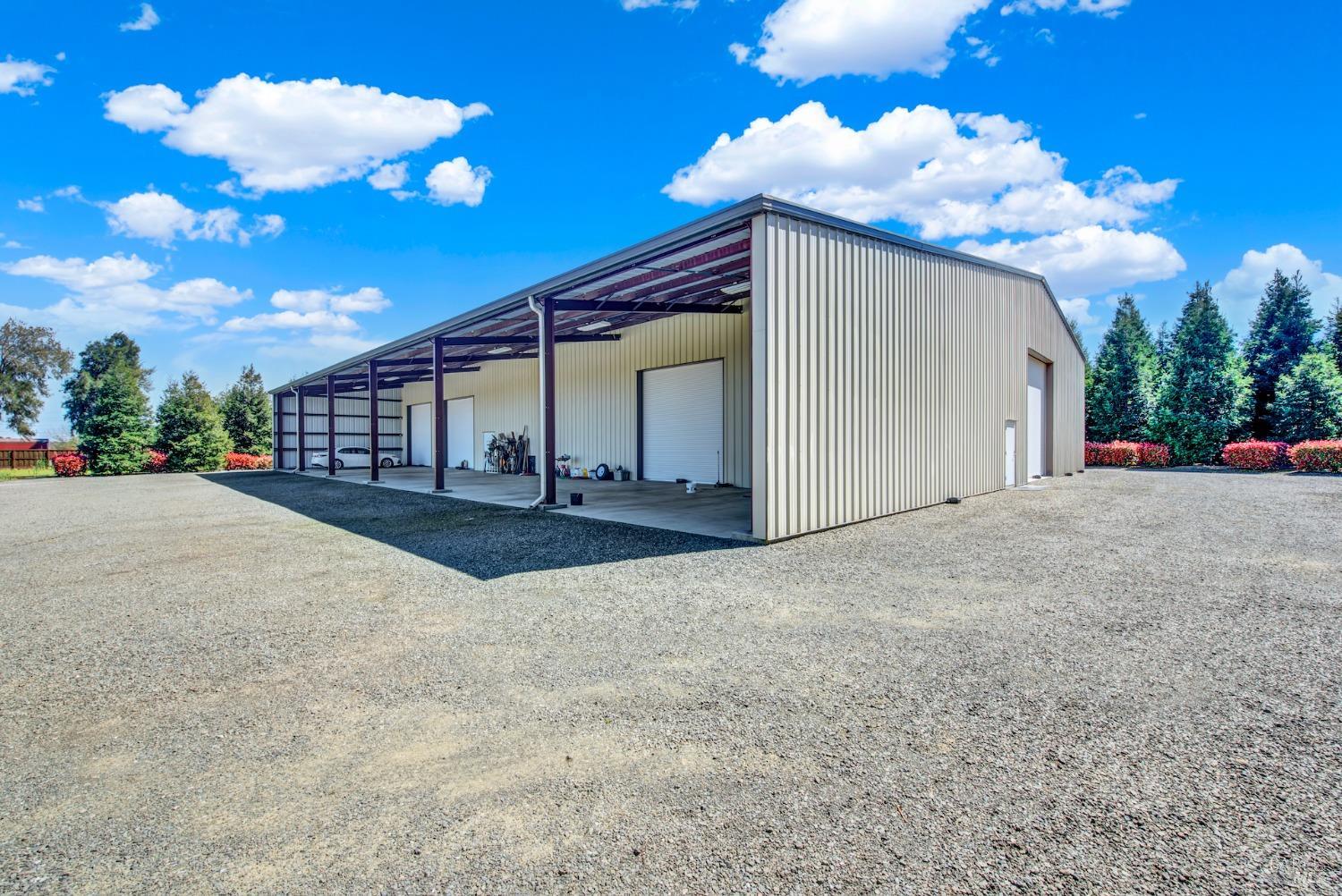 Vacaville, California, 95688, United States, 4 Bedrooms Bedrooms, ,4 BathroomsBathrooms,Residential,For Sale,1991158