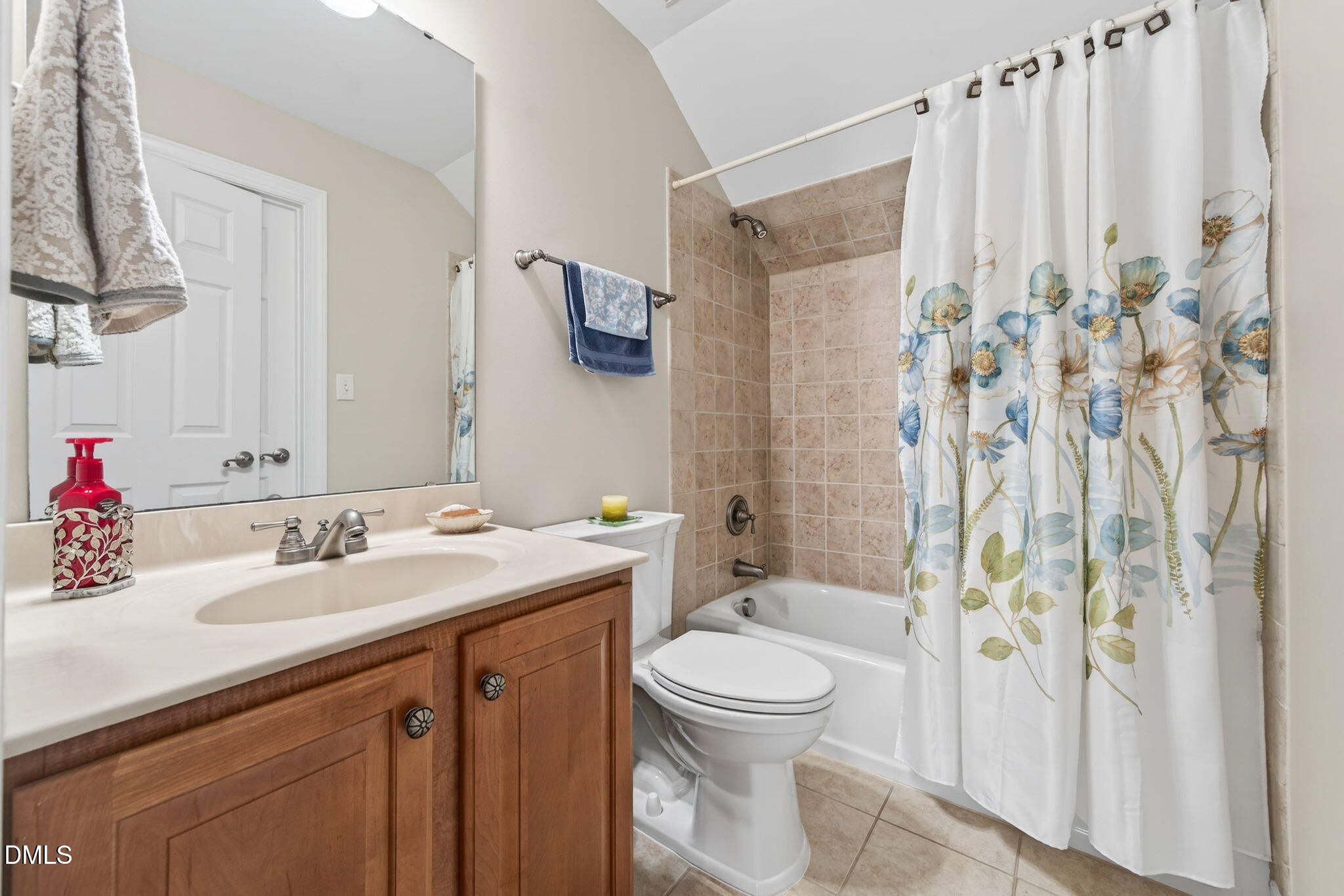 Raleigh, North Carolina, 27614, United States, 5 Bedrooms Bedrooms, ,4 BathroomsBathrooms,Residential,For Sale,2048303