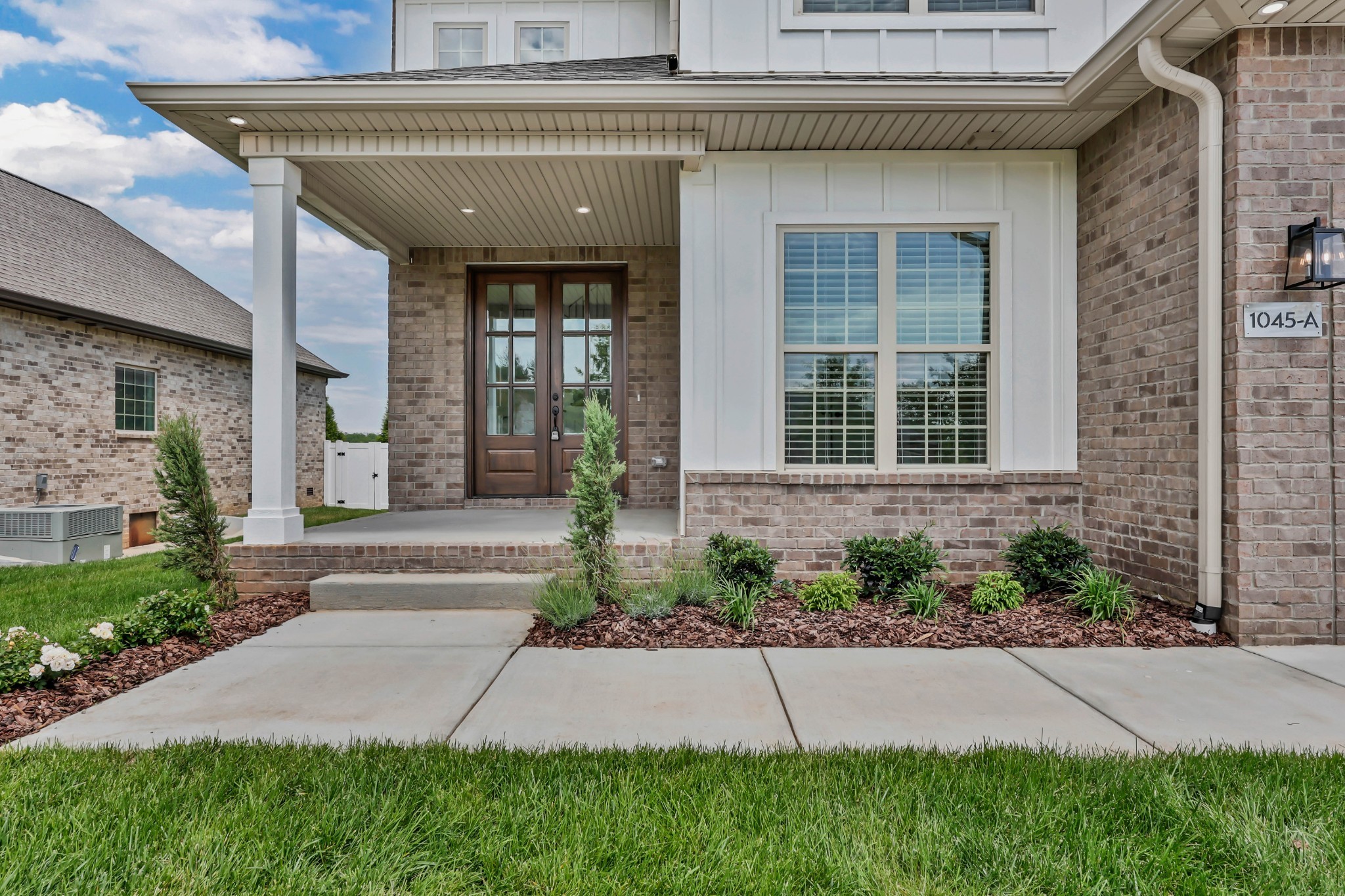 Clarksville, Tennessee, 37043, United States, 3 Bedrooms Bedrooms, ,3 BathroomsBathrooms,Residential,For Sale,2048217