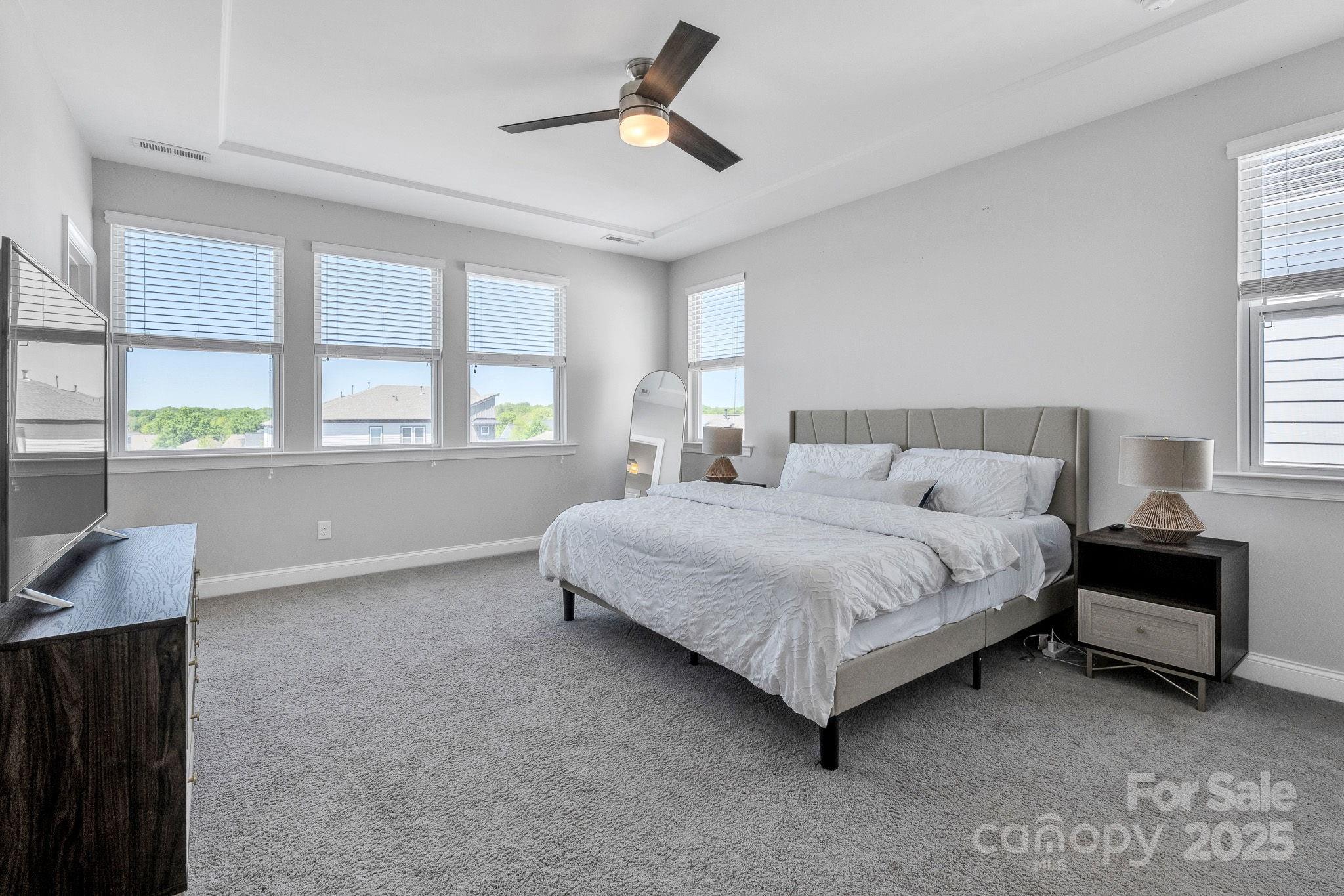 Charlotte, North Carolina, 28206, United States, 3 Bedrooms Bedrooms, ,4 BathroomsBathrooms,Residential,For Sale,1778034