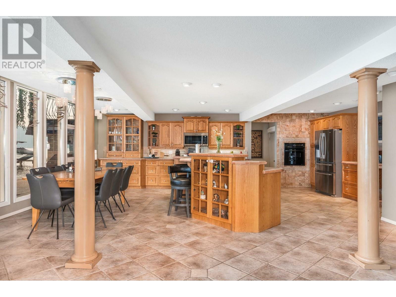 VERNON, British Columbia, V1H 1C8, CA, 5 Bedrooms Bedrooms, ,3 BathroomsBathrooms,Residential,For Sale,1838241