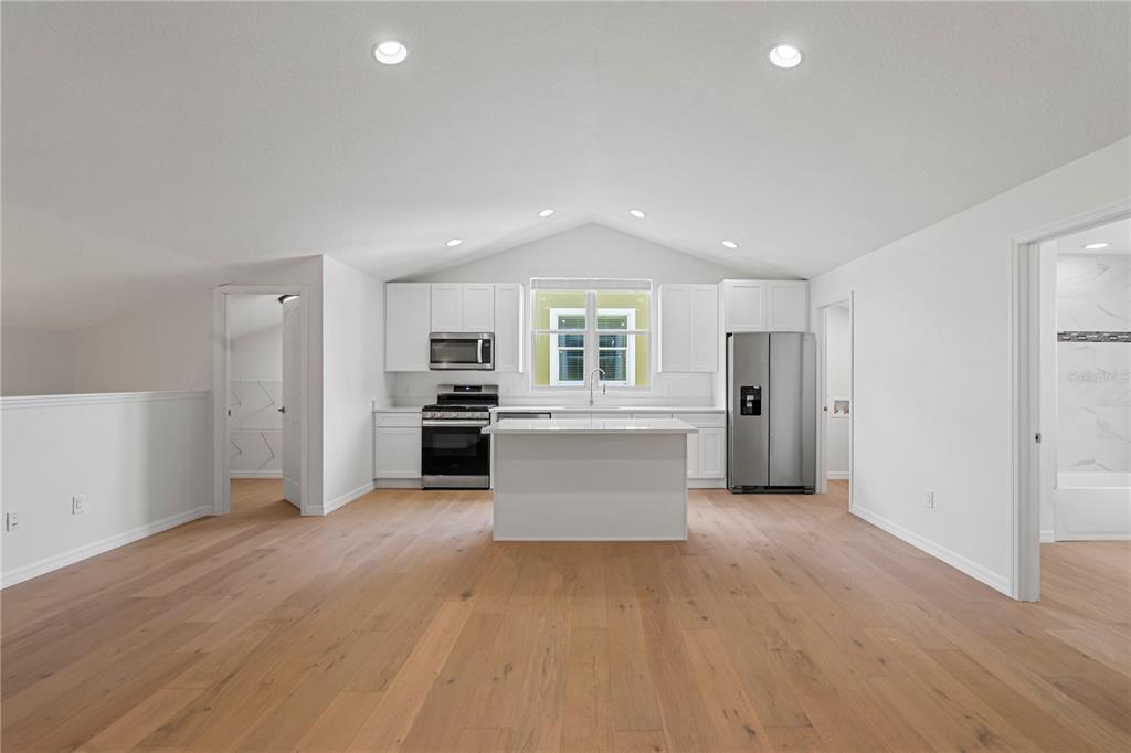 Sanford, Florida, 32771, United States, 5 Bedrooms Bedrooms, ,4 BathroomsBathrooms,Residential,For Sale,1980065