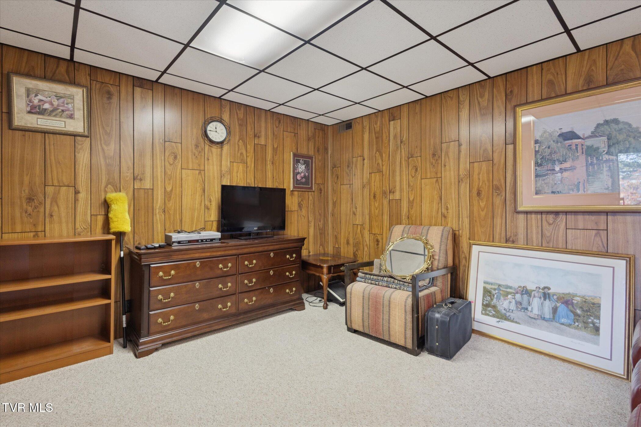 Johnson City, Tennessee, 37604, United States, 4 Bedrooms Bedrooms, ,3 BathroomsBathrooms,Residential,For Sale,1978550