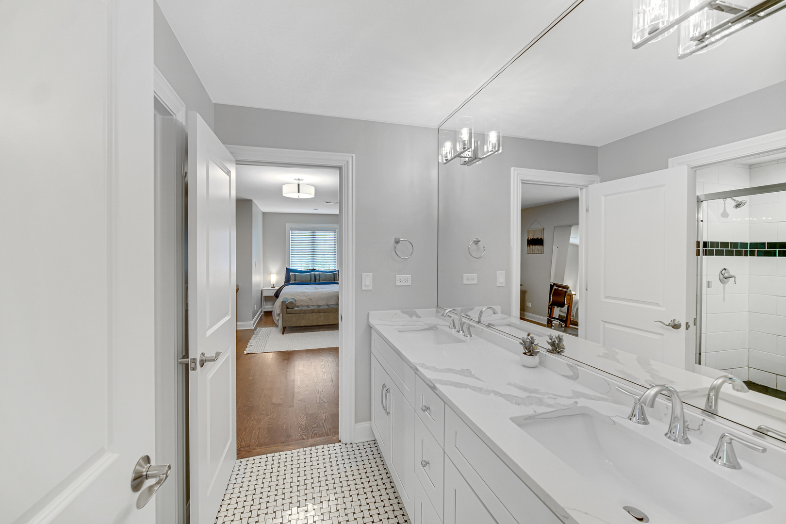 Downers Grove, Illinois, 60516, United States, 4 Bedrooms Bedrooms, ,5 BathroomsBathrooms,Residential,For Sale,1905764