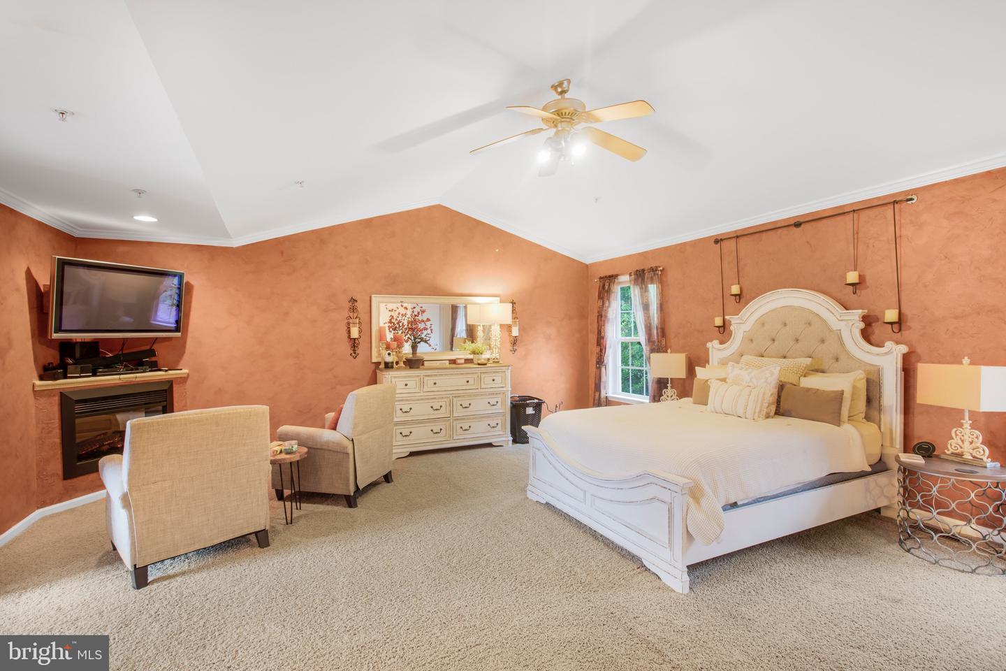 CLINTON, Maryland, 20735, United States, 4 Bedrooms Bedrooms, ,4 BathroomsBathrooms,Residential,For Sale,1982820