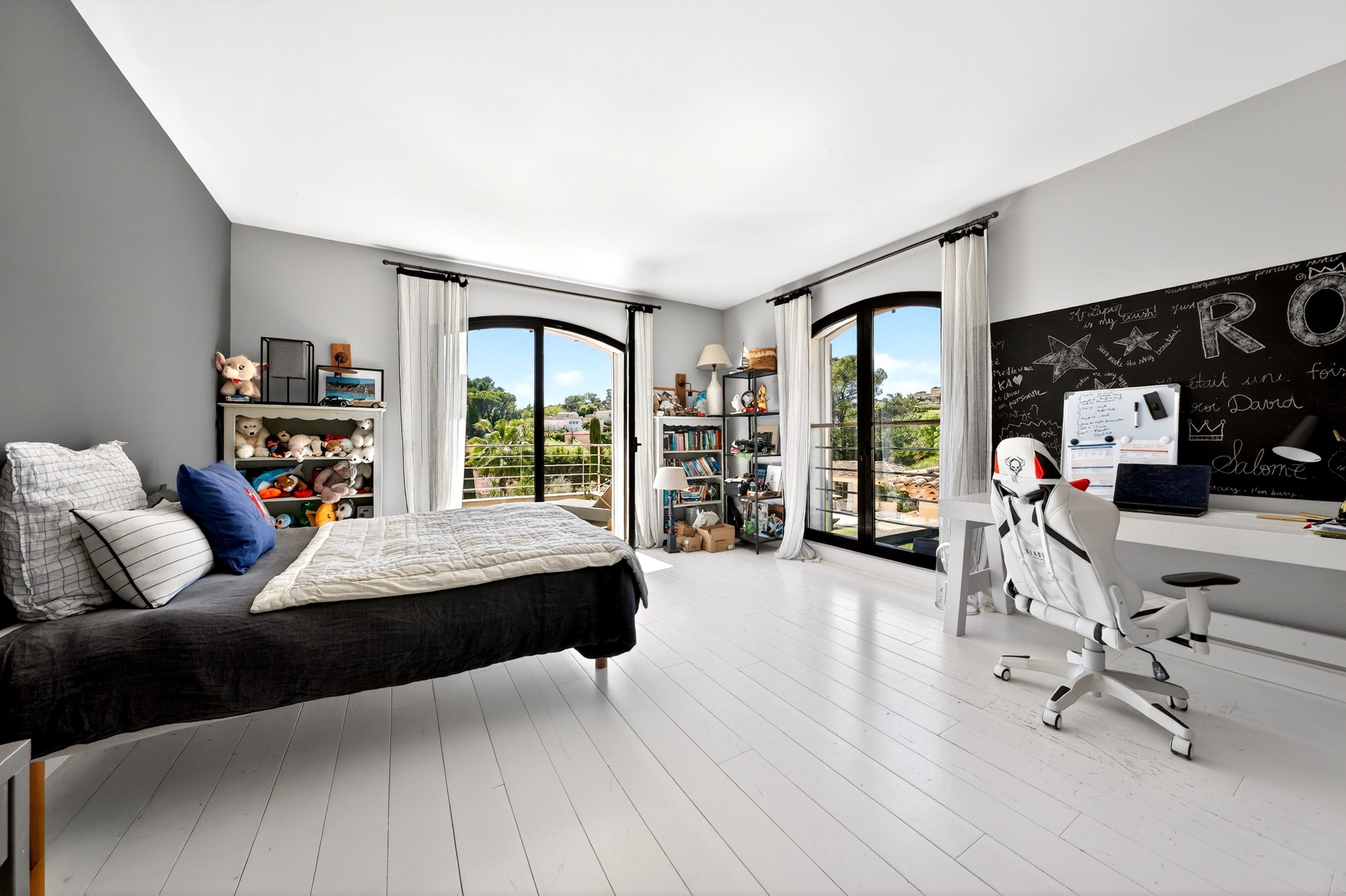  Valbonne luxury villa with pool, guest house and 6 bedrooms near international … - 物件實景