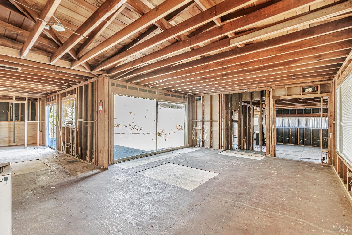 San Rafael, California, 94903, United States, 4 Bedrooms Bedrooms, ,3 BathroomsBathrooms,Residential,For Sale,2002170