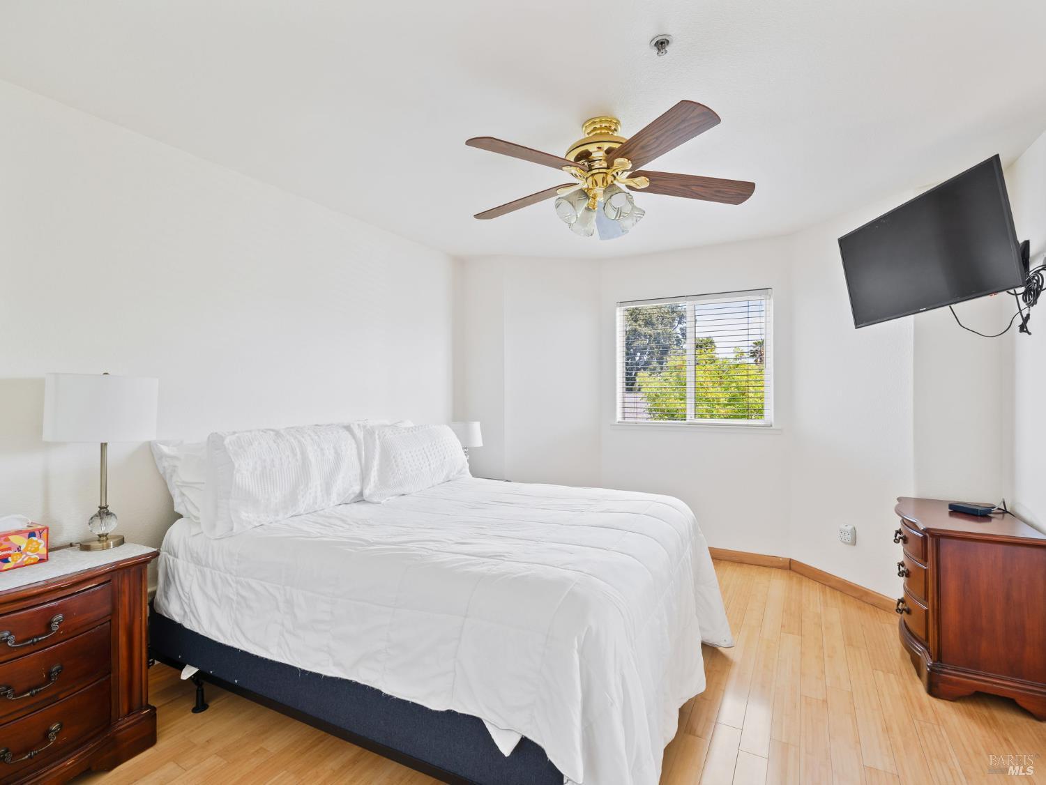 Napa, California, 94558, United States, 4 Bedrooms Bedrooms, ,3 BathroomsBathrooms,Residential,For Sale,1827773