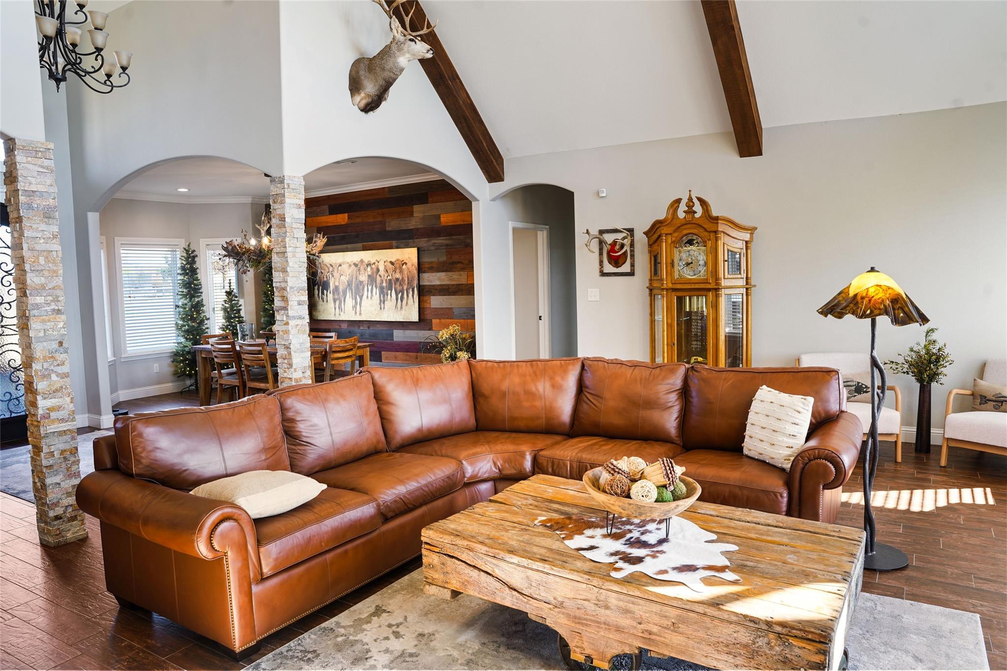 Sulphur Springs, Texas, 75482, United States, 4 Bedrooms Bedrooms, ,2 BathroomsBathrooms,Residential,For Sale,2002485