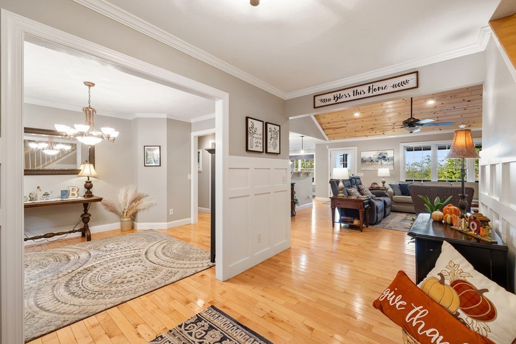 Hayesville, North Carolina, 28904, United States, 3 Bedrooms Bedrooms, ,4 BathroomsBathrooms,Residential,For Sale,1974136