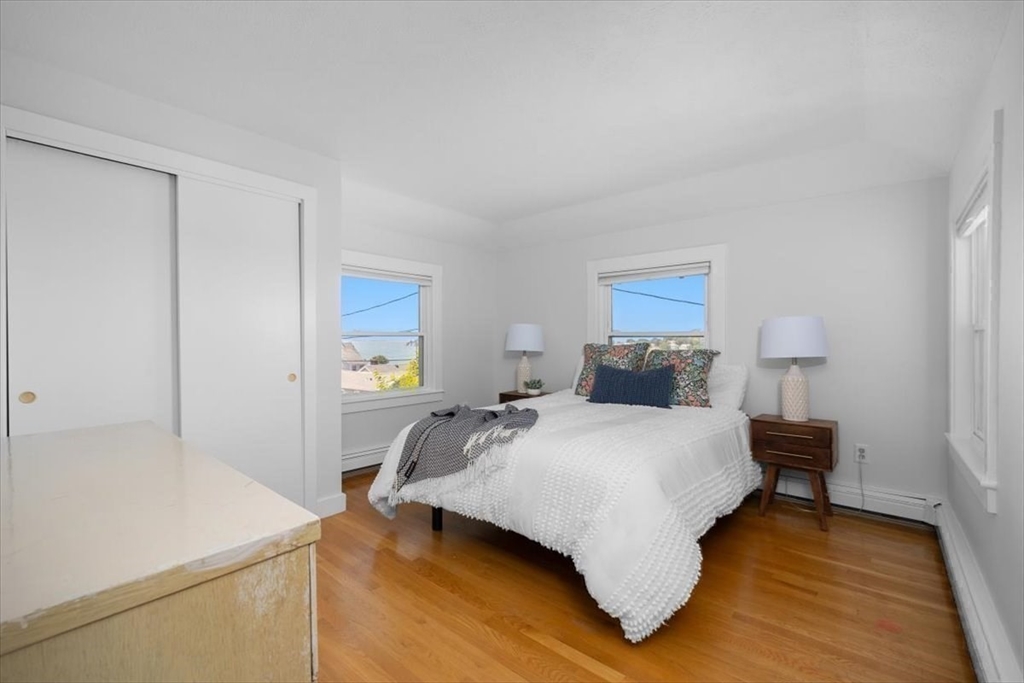 Hull, Massachusetts, 02045, United States, 4 Bedrooms Bedrooms, ,1 BathroomBathrooms,Residential,For Sale,1919766
