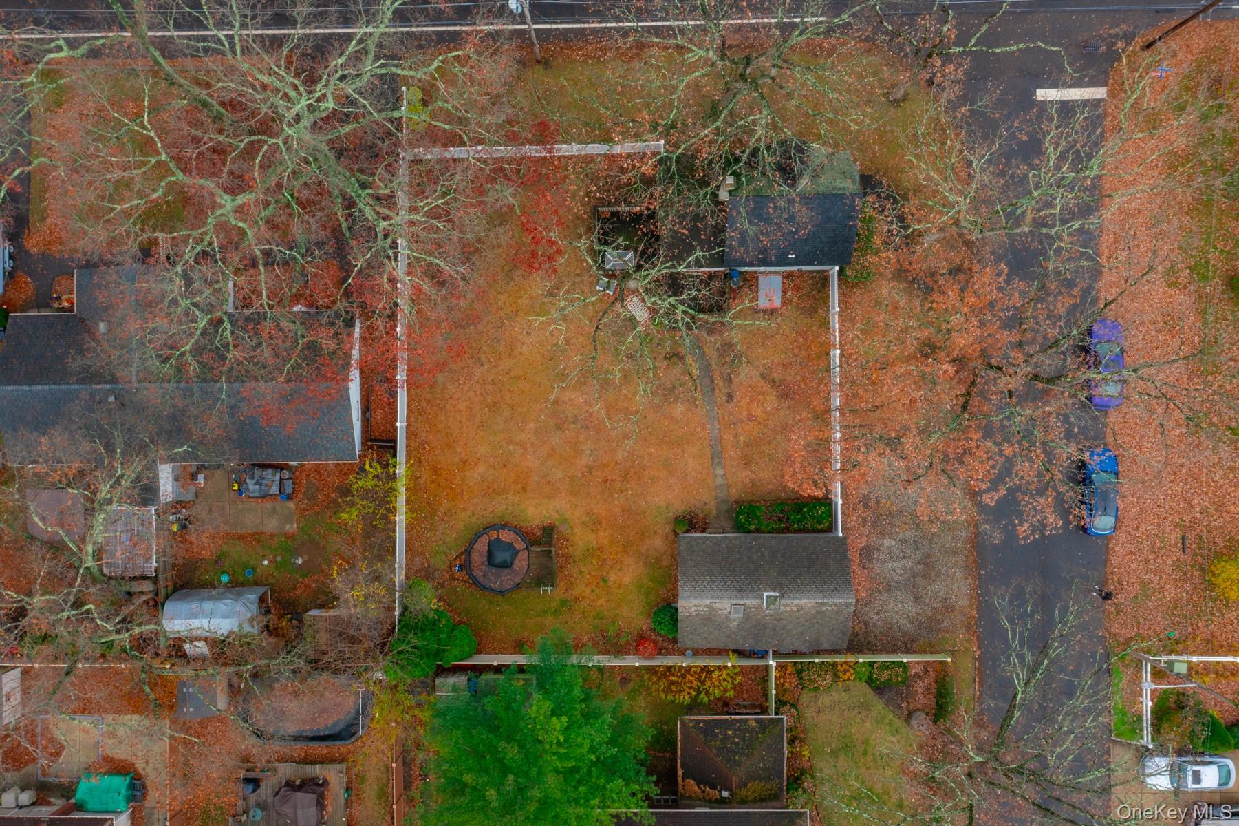 West Islip, New York, 11795, United States, 2 Bedrooms Bedrooms, ,1 BathroomBathrooms,Residential,For Sale,1994287