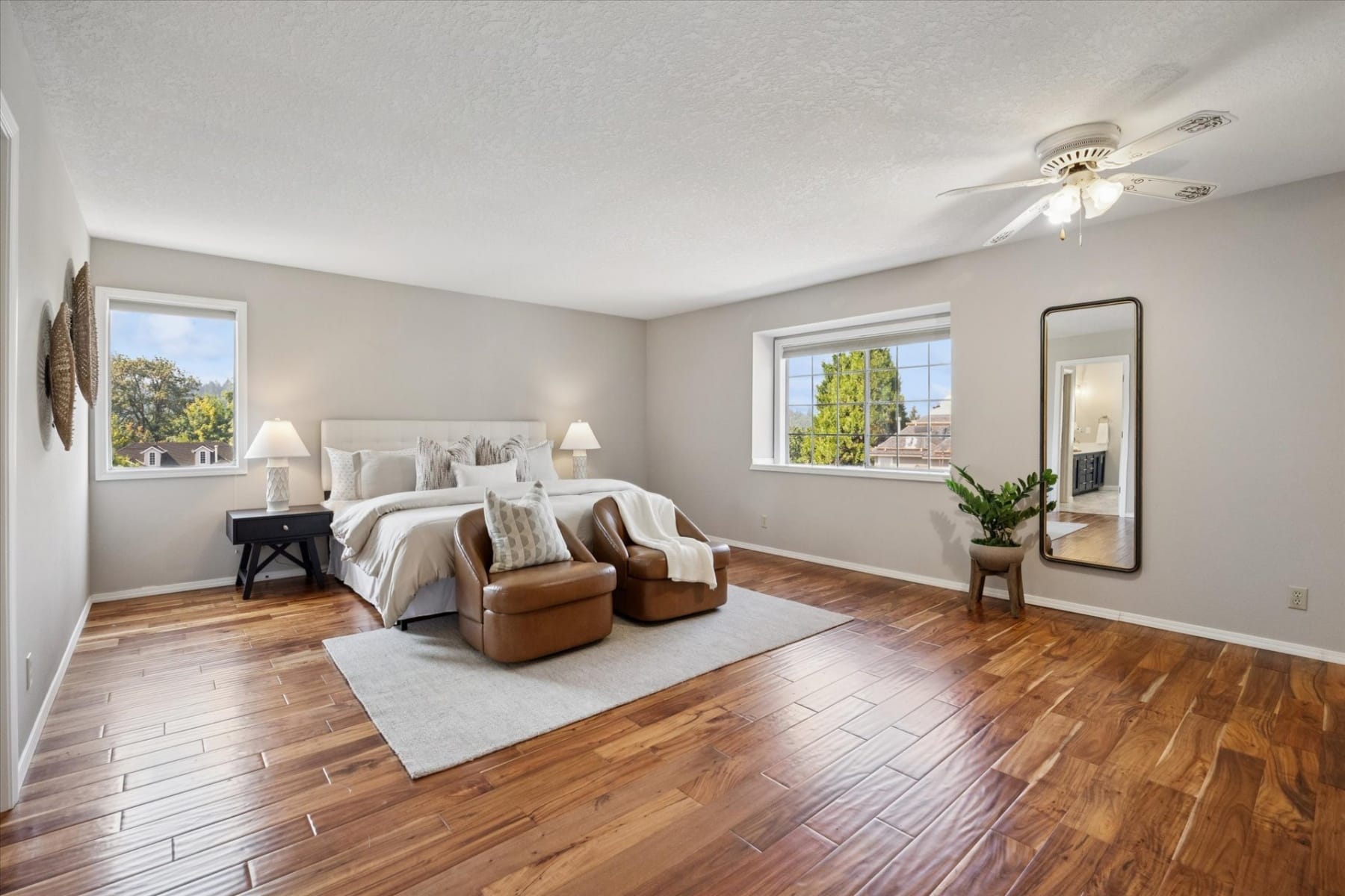  11445 SW WOODLEE HEIGHTS CT Portland, OR 97219 - 物件實景