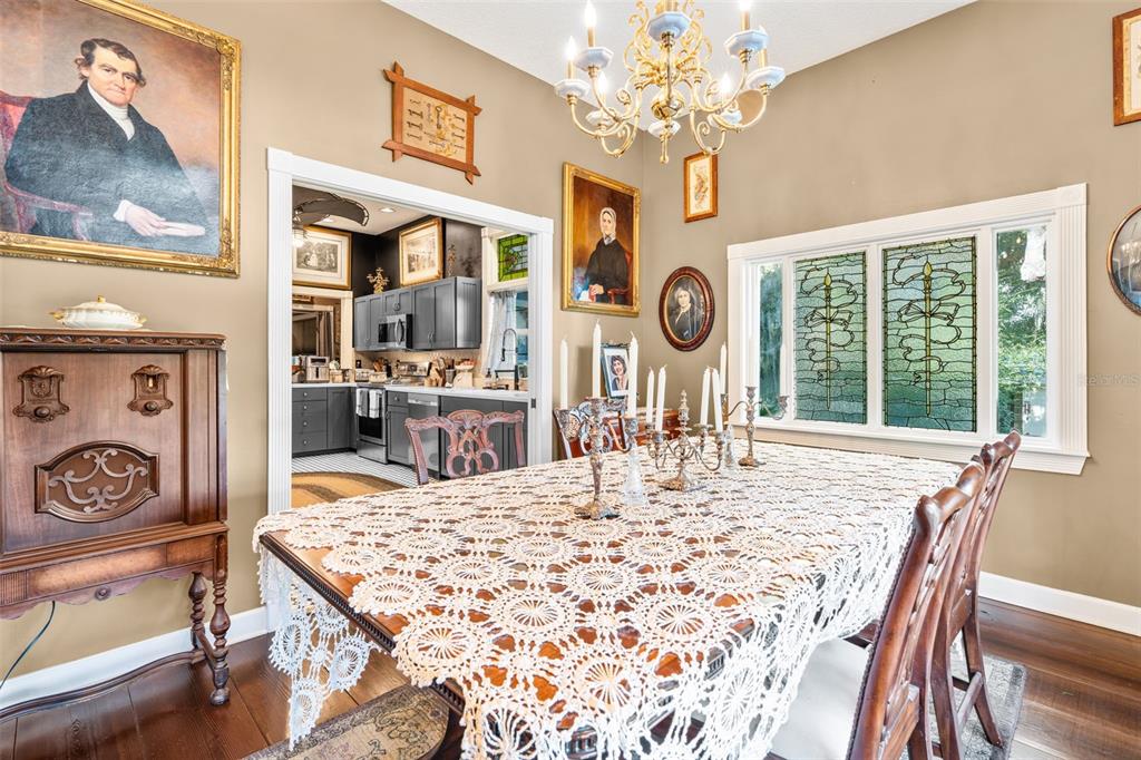 Howey In The Hills, Florida, 34737, United States, 3 Bedrooms Bedrooms, ,3 BathroomsBathrooms,Residential,For Sale,1975502