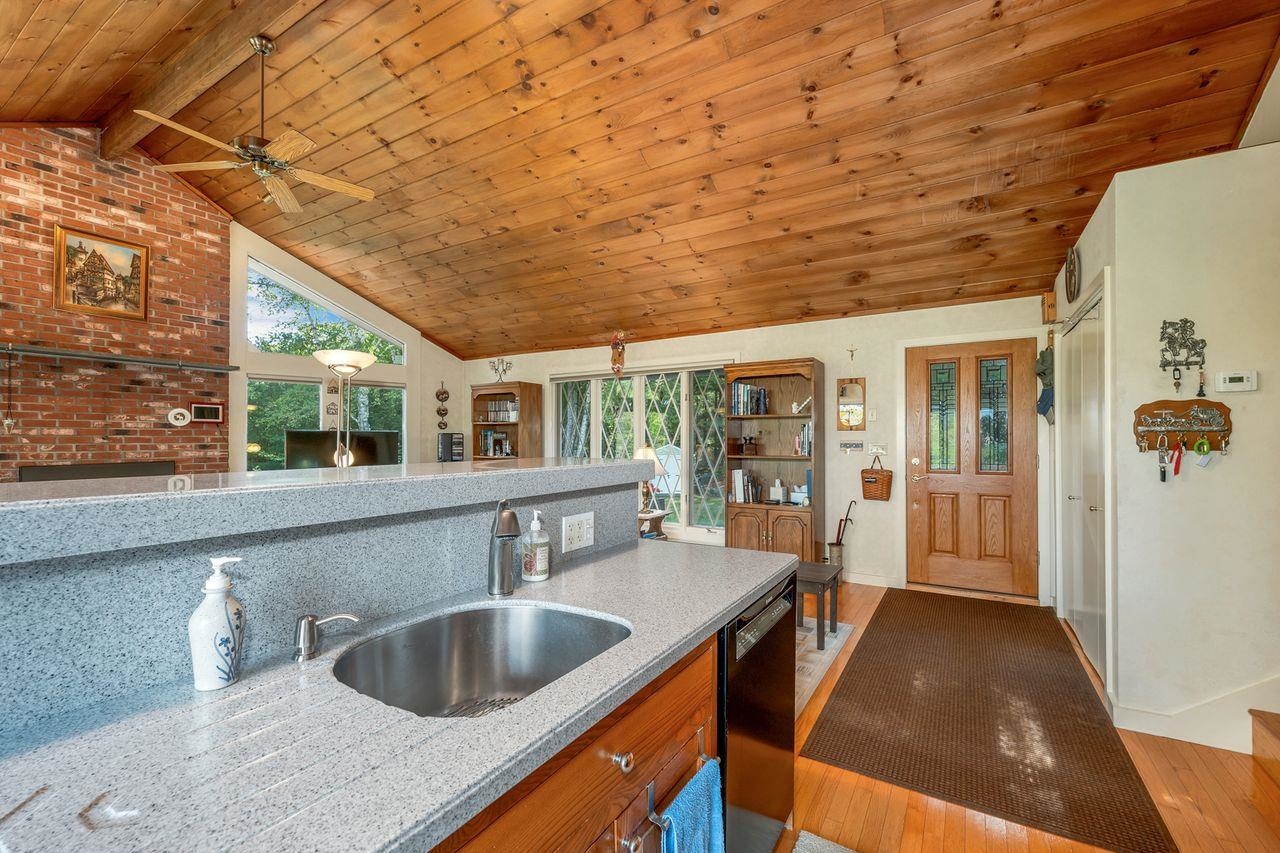 Thornton, New Hampshire, 03285, United States, 3 Bedrooms Bedrooms, ,2 BathroomsBathrooms,Residential,For Sale,1933303