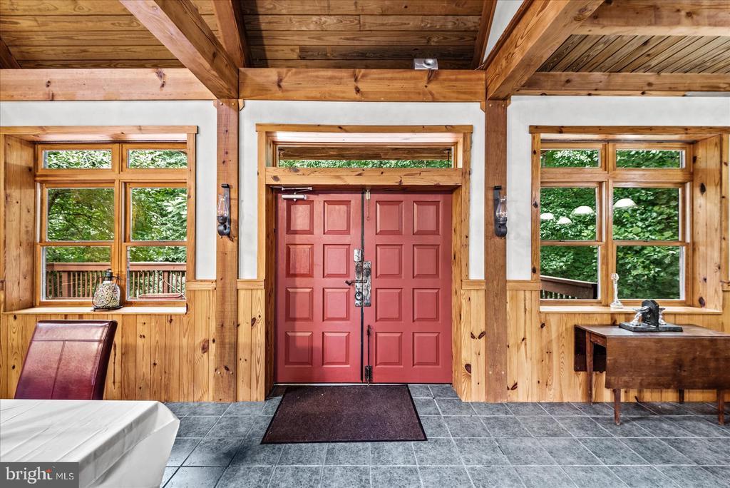 King George, Virginia, 22485, United States, 1 Bedroom Bedrooms, ,2 BathroomsBathrooms,Residential,For Sale,1901927