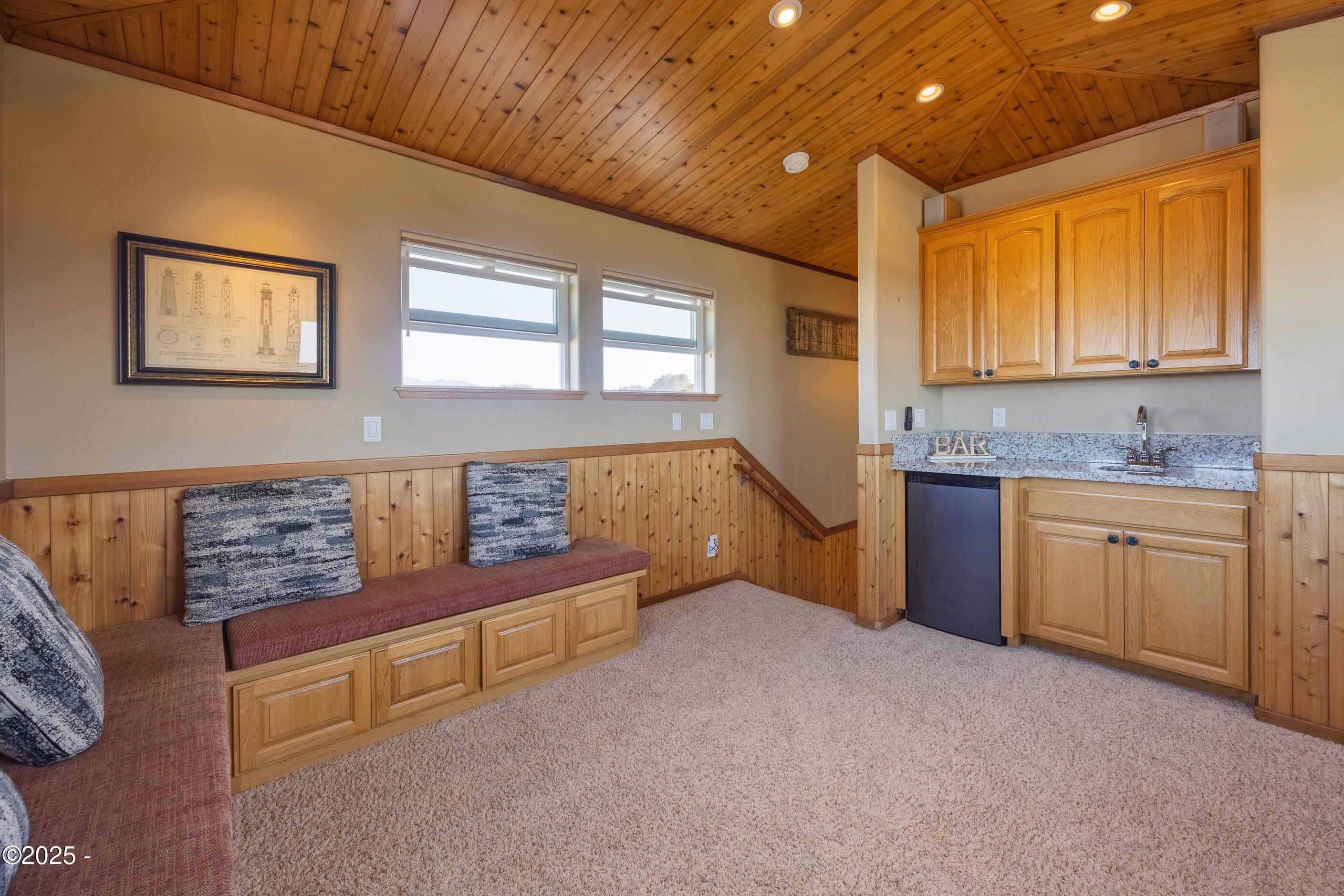 Lincoln City, Oregon, 97367, United States, 4 Bedrooms Bedrooms, ,Residential,For Sale,1793878