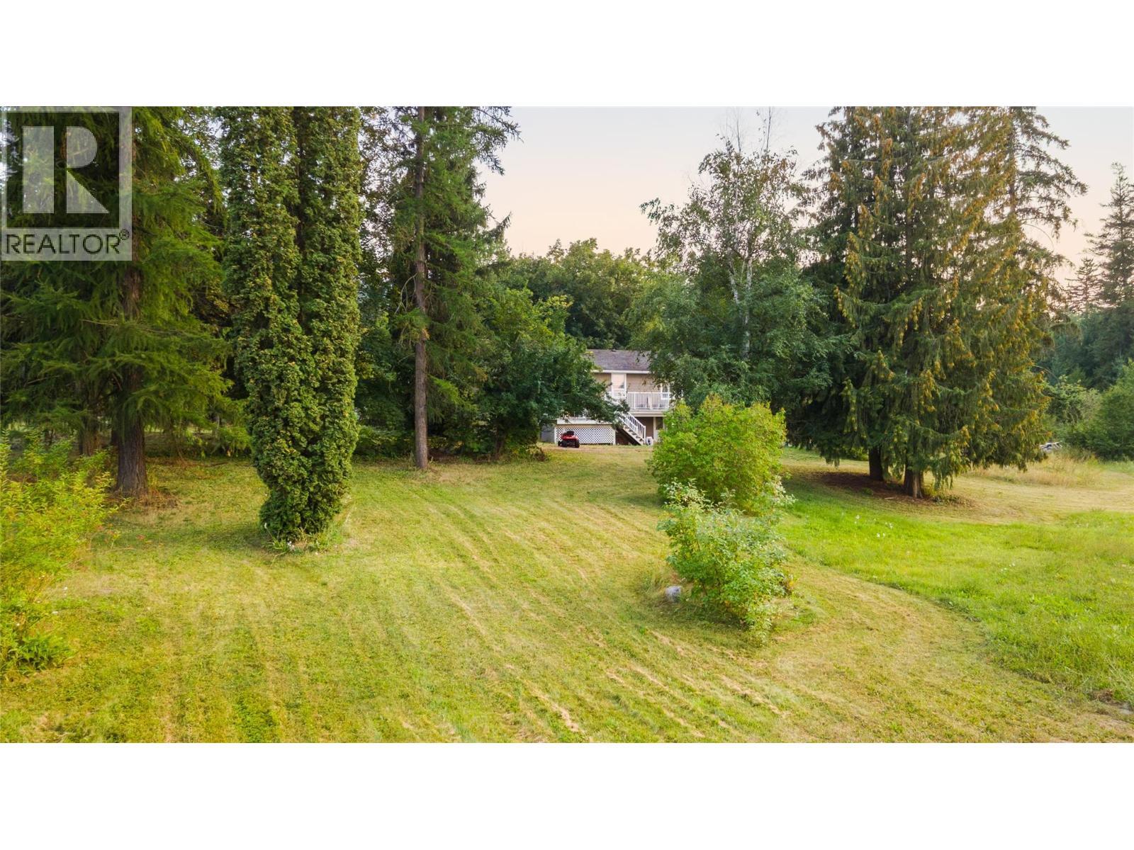 SALMON ARM, British Columbia, V1E 1J3, CA, 4 Bedrooms Bedrooms, ,2 BathroomsBathrooms,Residential,For Sale,1950734