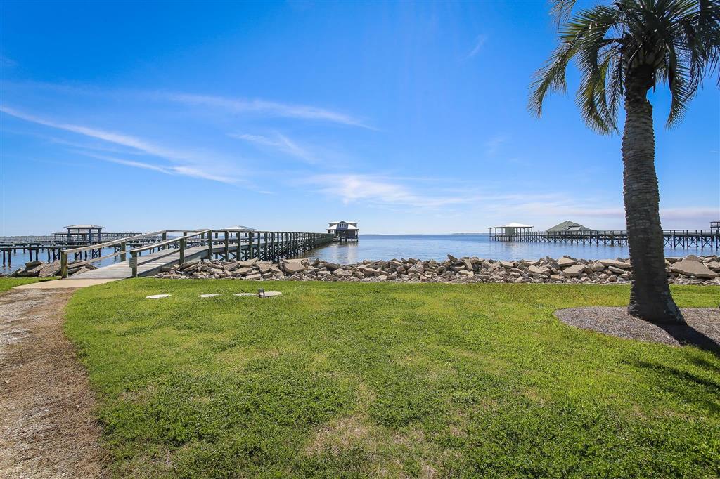 Lake Charles, Louisiana, 70607, United States, 1 Bedroom Bedrooms, ,2 BathroomsBathrooms,Residential,For Sale,2028404