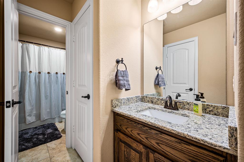 Rowlett, Texas, 75089, United States, 4 Bedrooms Bedrooms, ,5 BathroomsBathrooms,Residential,For Sale,1768476
