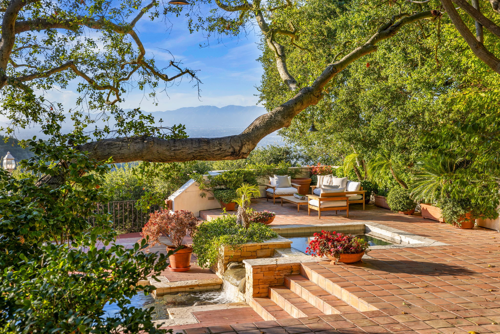  13341 Mulholland Drive - 物件實景