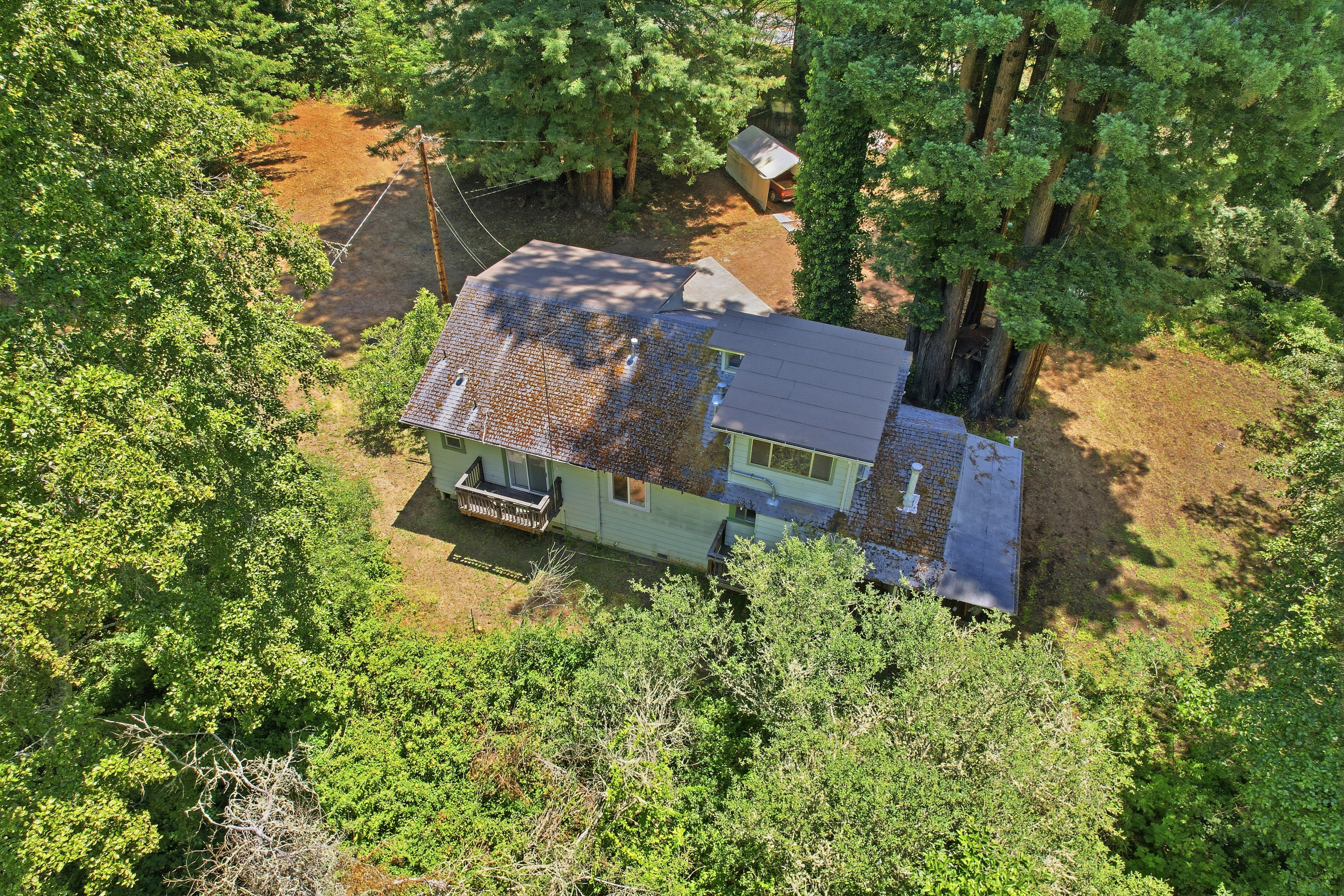 Creekside Setting and Acreage - 物件實景