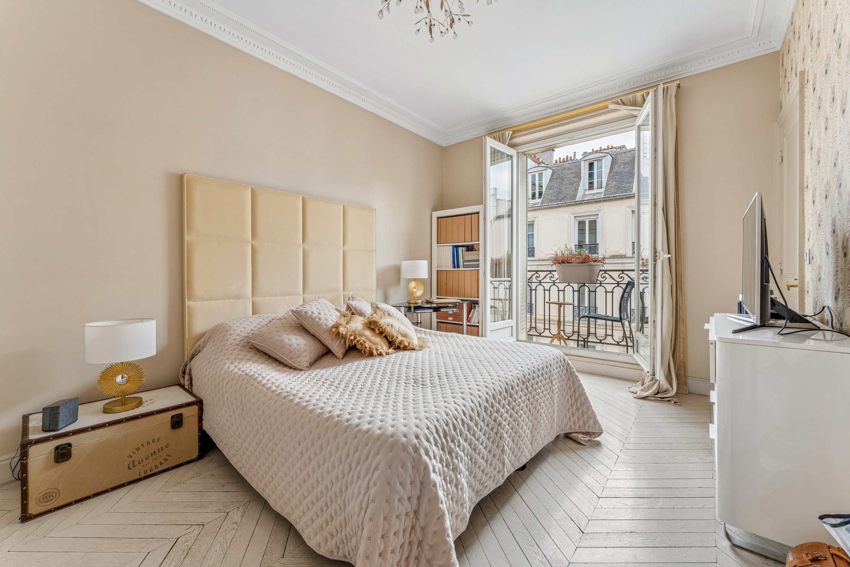  Elegant High-Floor Apartment - Marceau / Triangle d