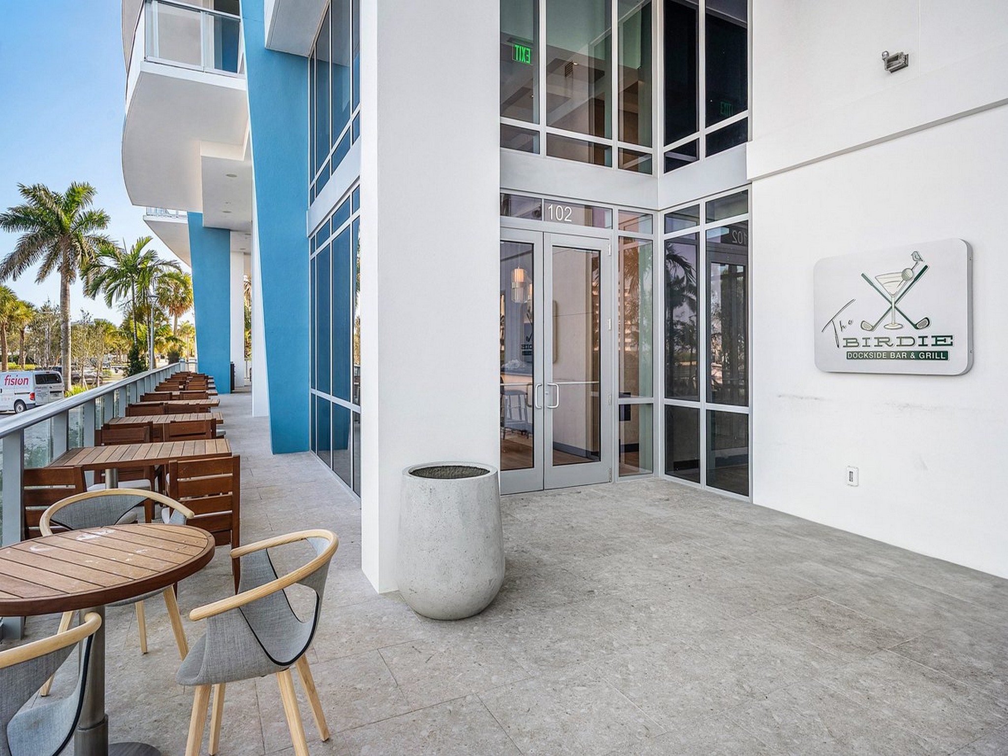  220 Lake Shore Drive, Lake Park, FL, 33403 - 物件實景