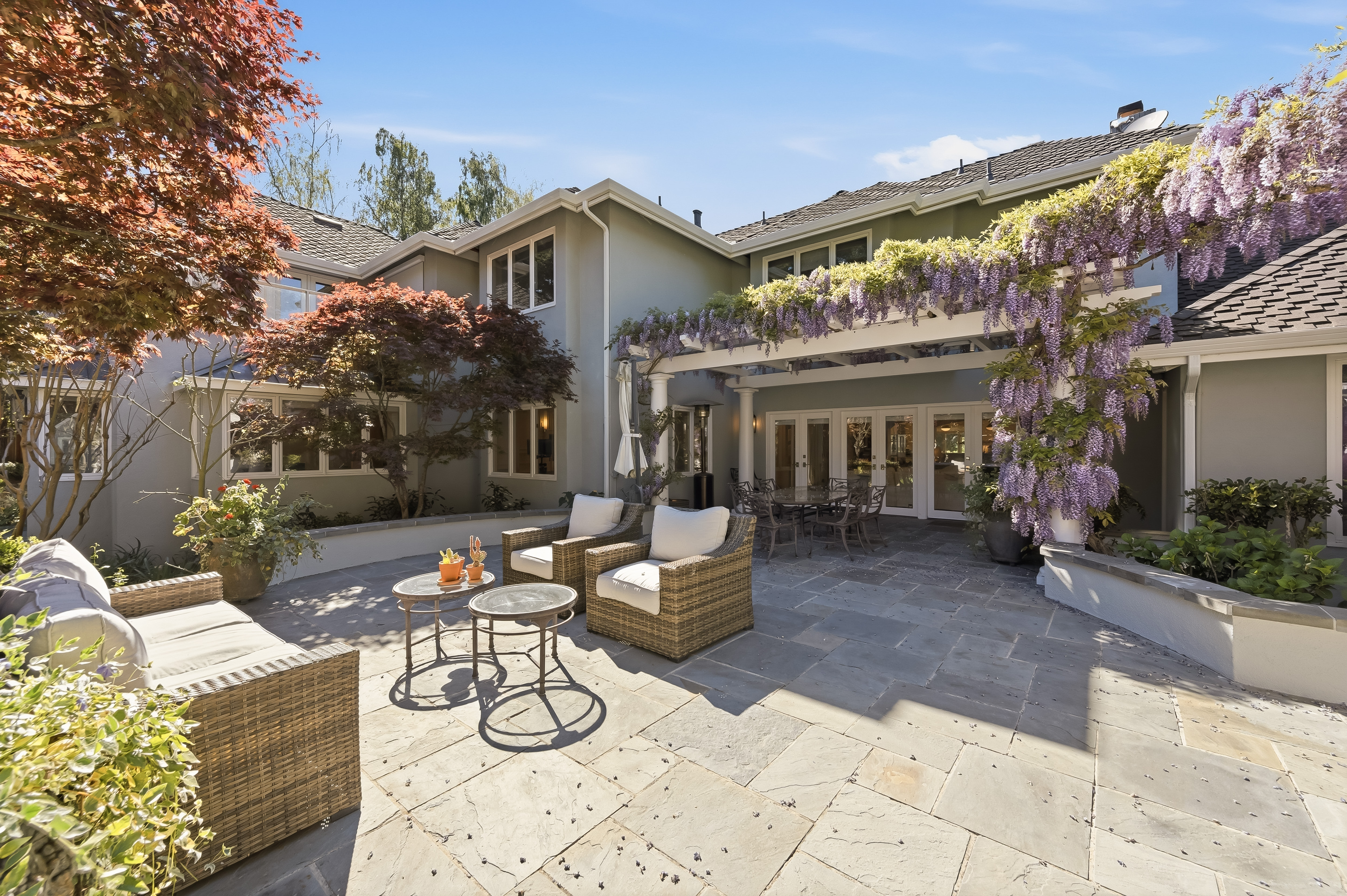  Elegant Vineyard Estate with Resort-Like Grounds - 物件實景