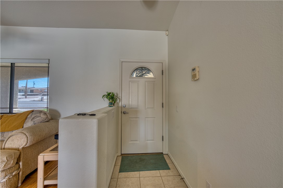 Lake Havasu, Arizona, 86403, United States, 3 Bedrooms Bedrooms, ,1 BathroomBathrooms,Residential,For Sale,1901749